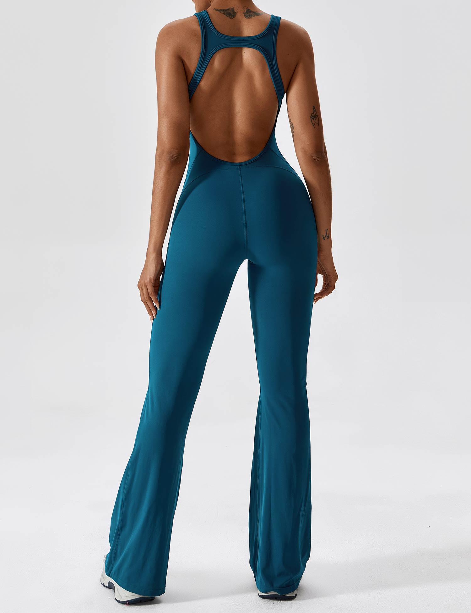 Lyne London™ | Open Back Flared Jumpsuit