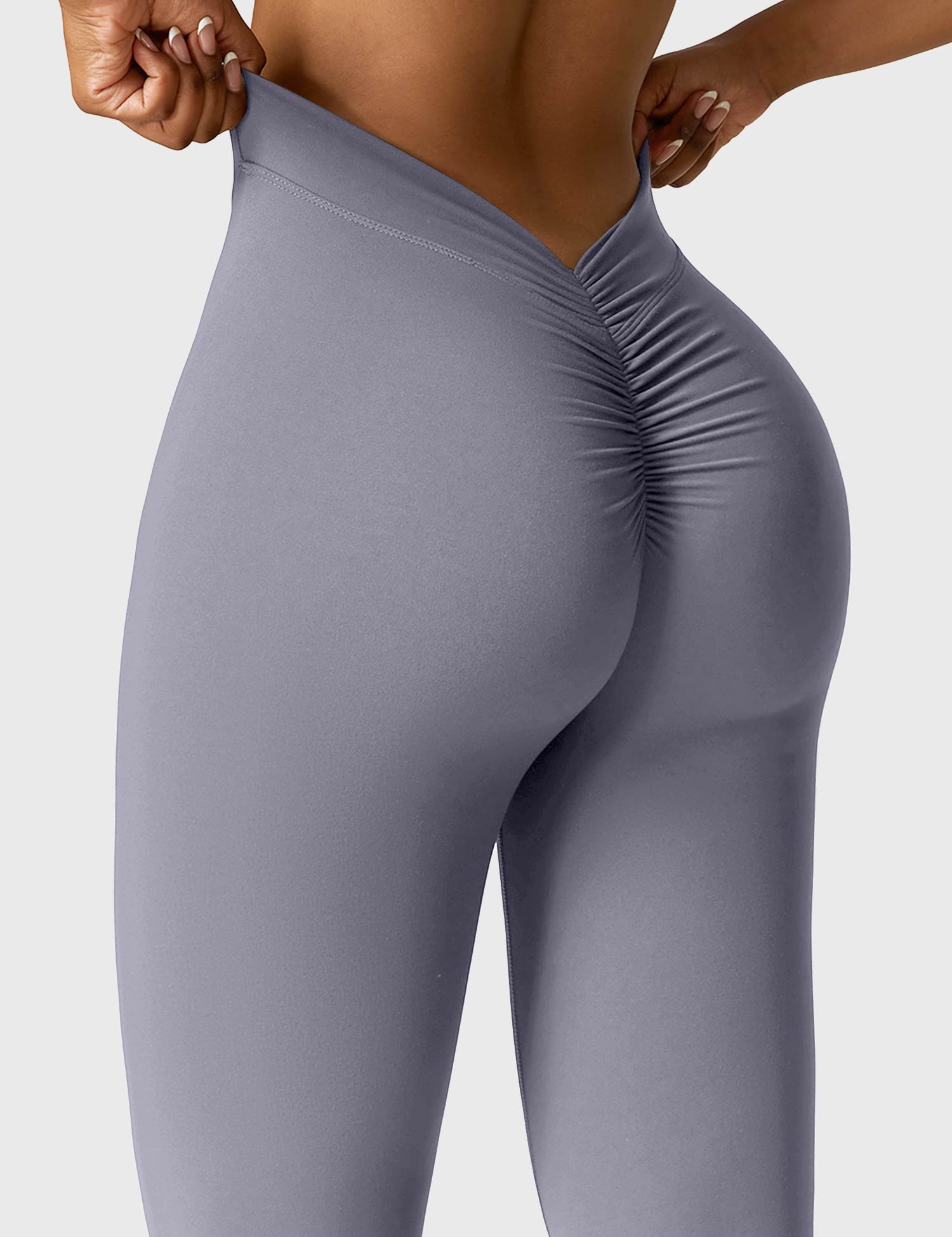 Lyne London™ | V-back Flare Leggings