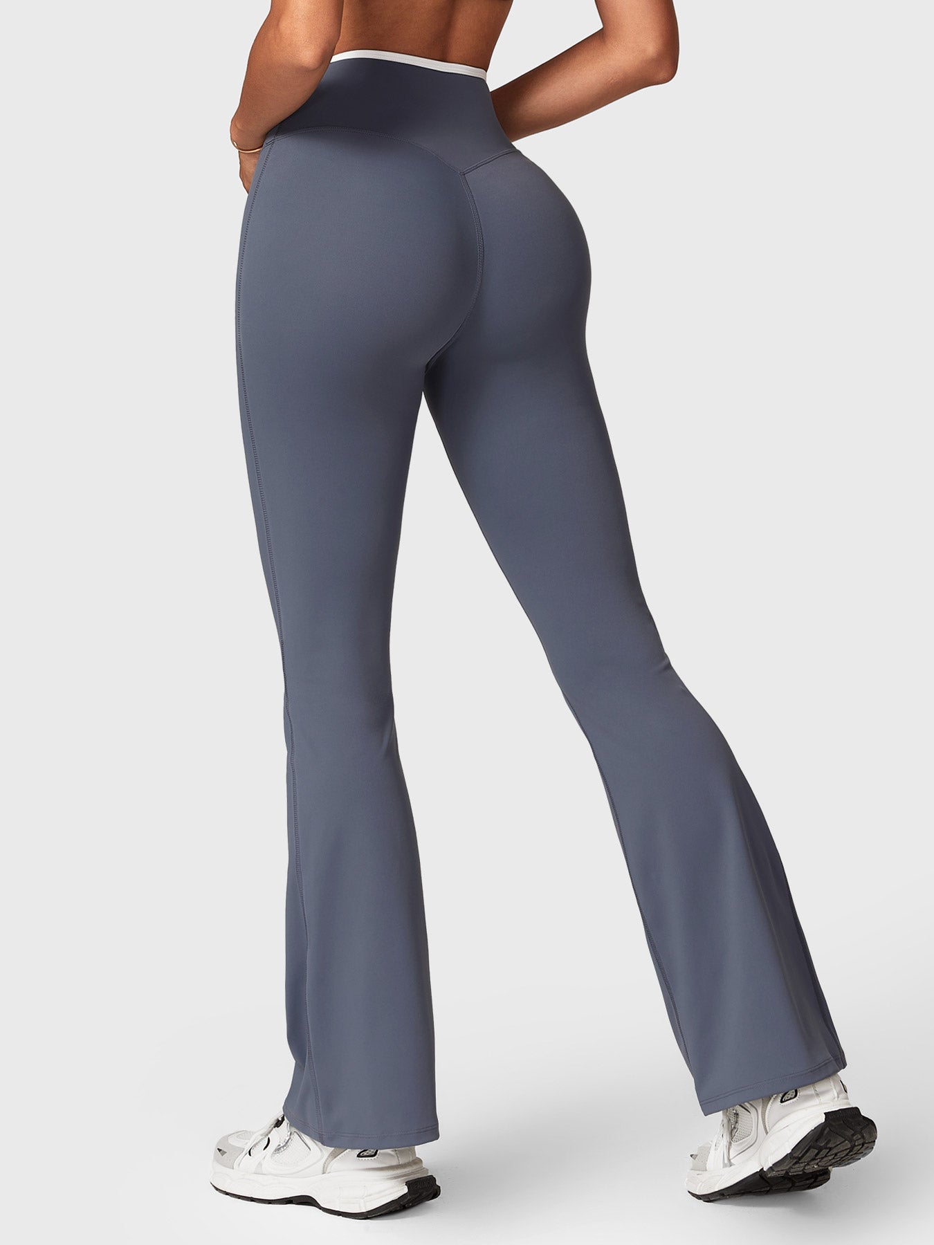 Lyne London™ | Contrast Trim Flare Leggings