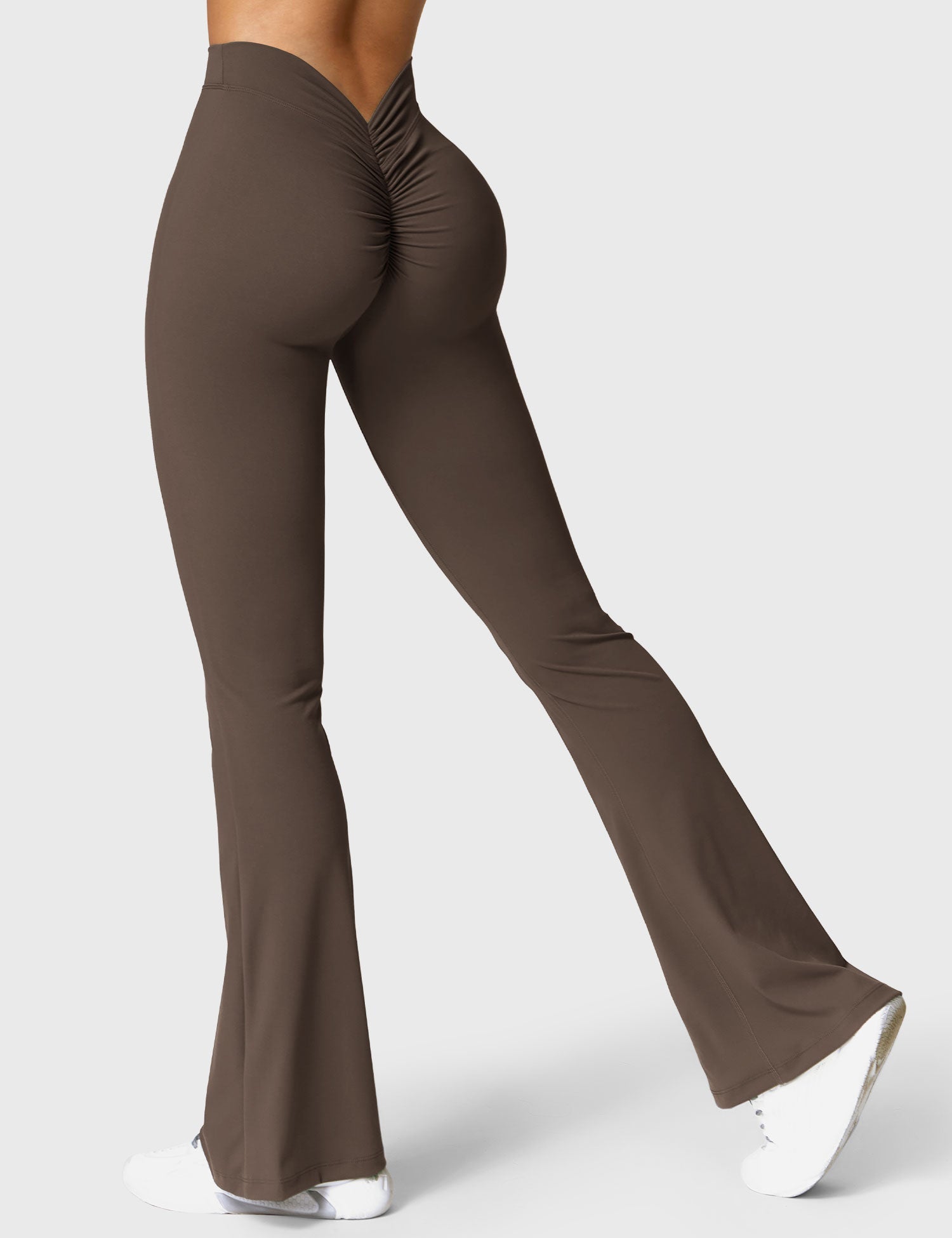 Lyne London™ | V-back Flare Leggings