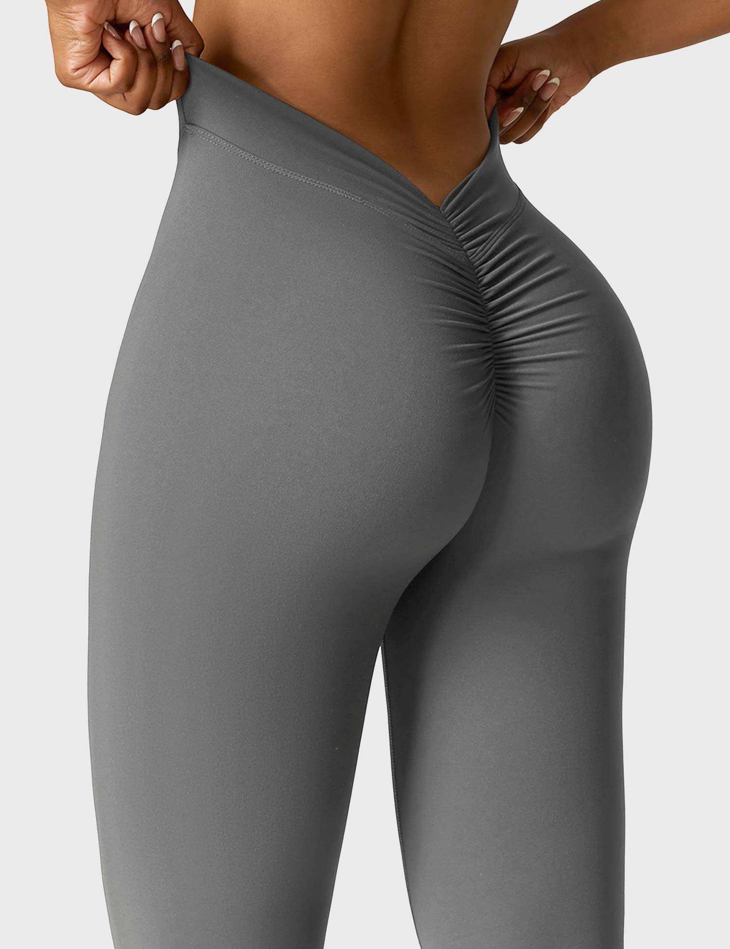 Lyne London™ | V-back Flare Leggings