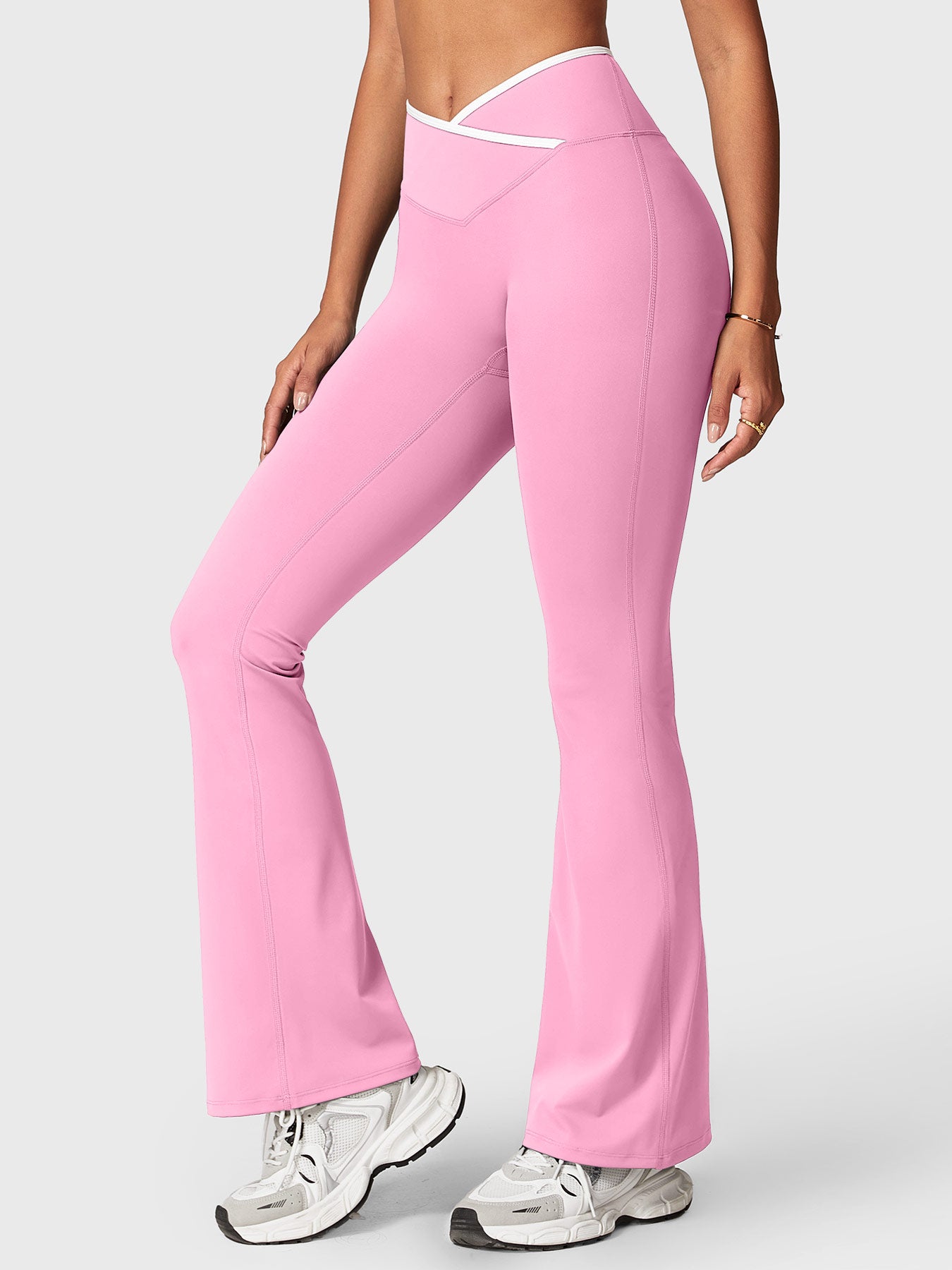 Lyne London™ | Contrast Trim Flare Leggings