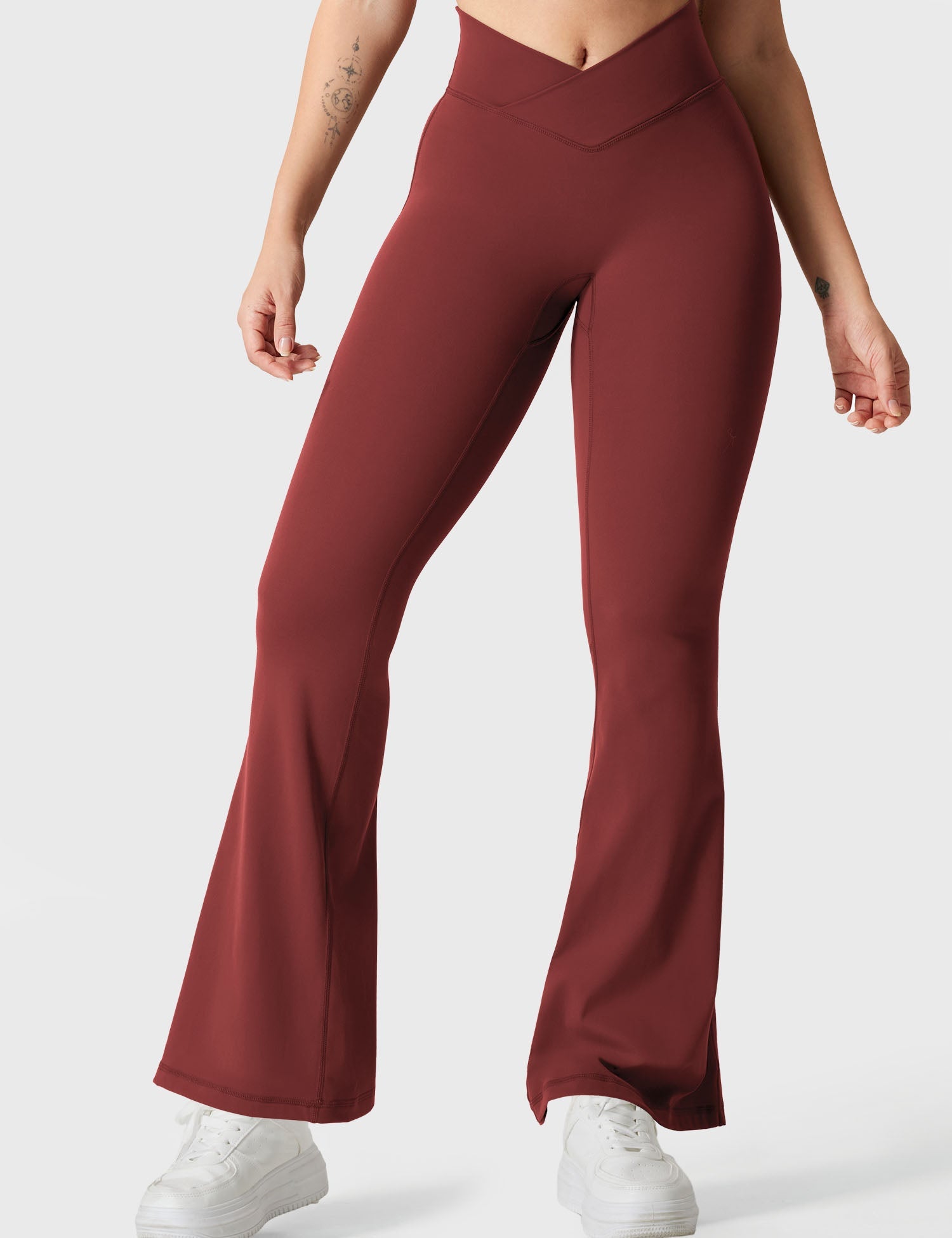 Lyne London™ | V-waistband 30" Flare Leggings