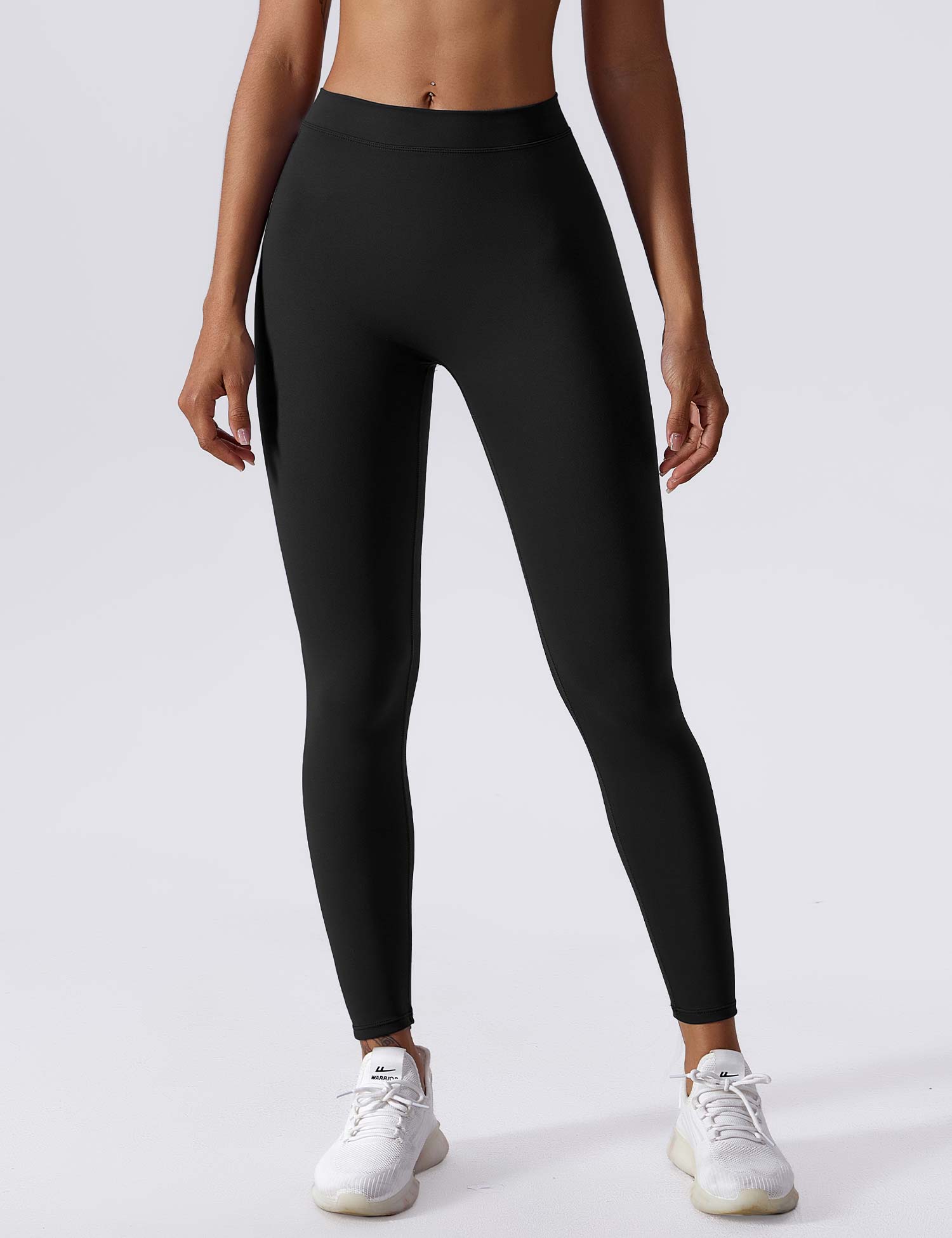 Lyne London™ | V-back Ruched Leggings
