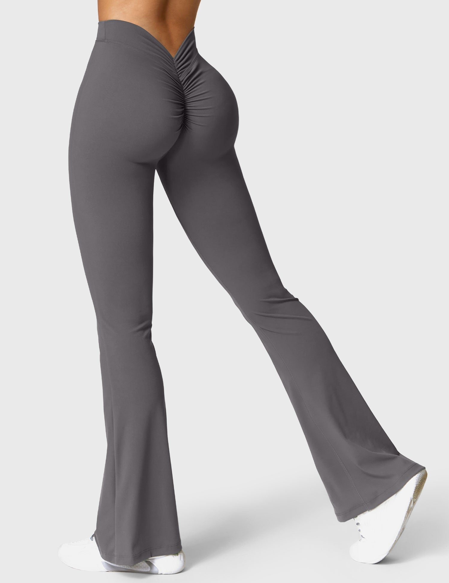 Lyne London™ | V-back Flare Leggings