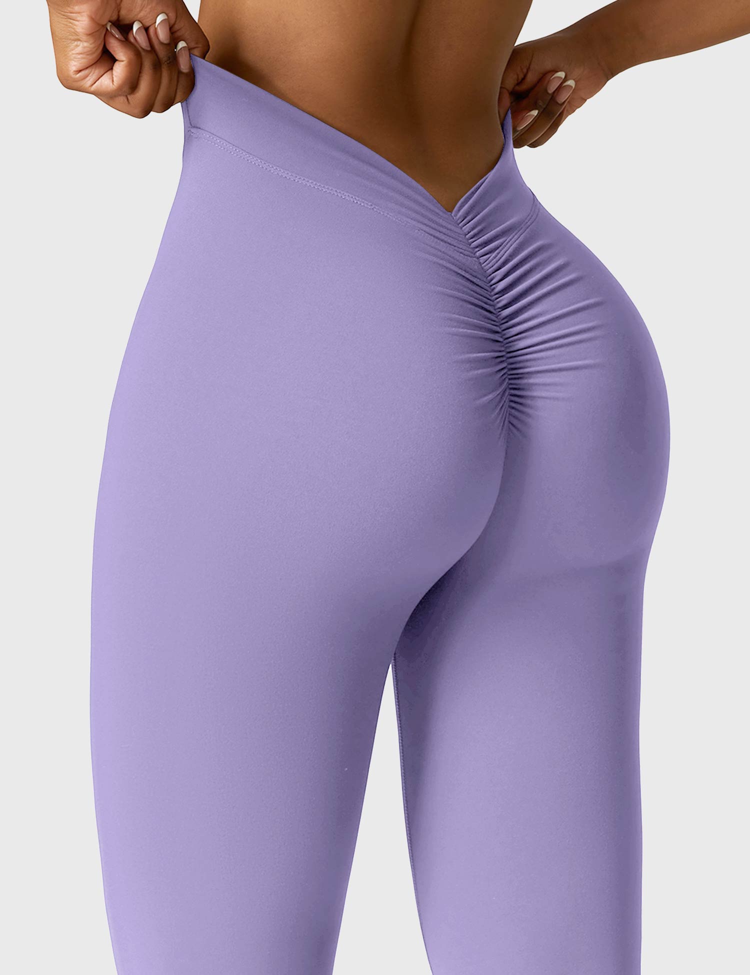 Lyne London™ | V-back Flare Leggings
