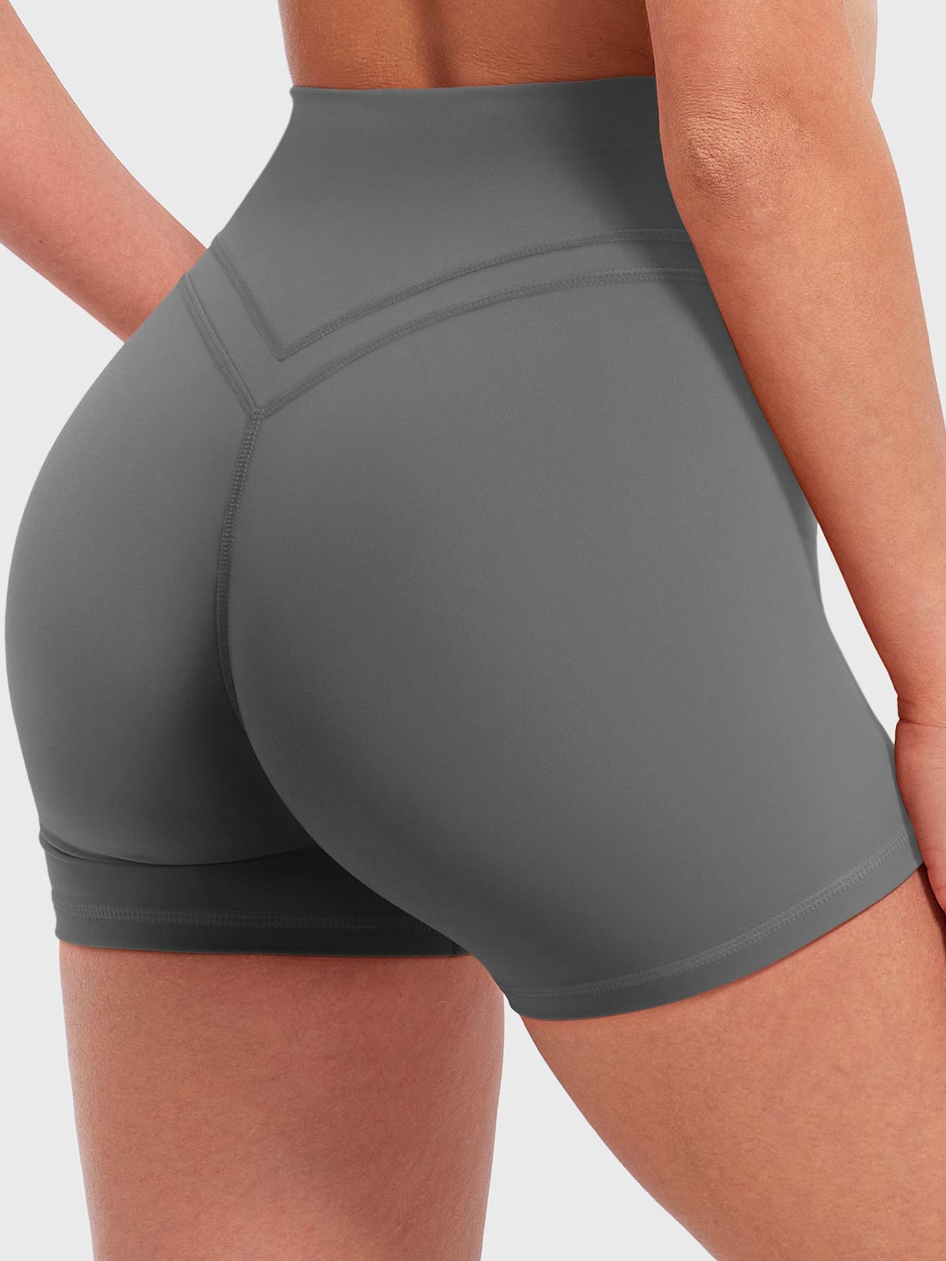 Lyne London™ | V-waistband Shorts