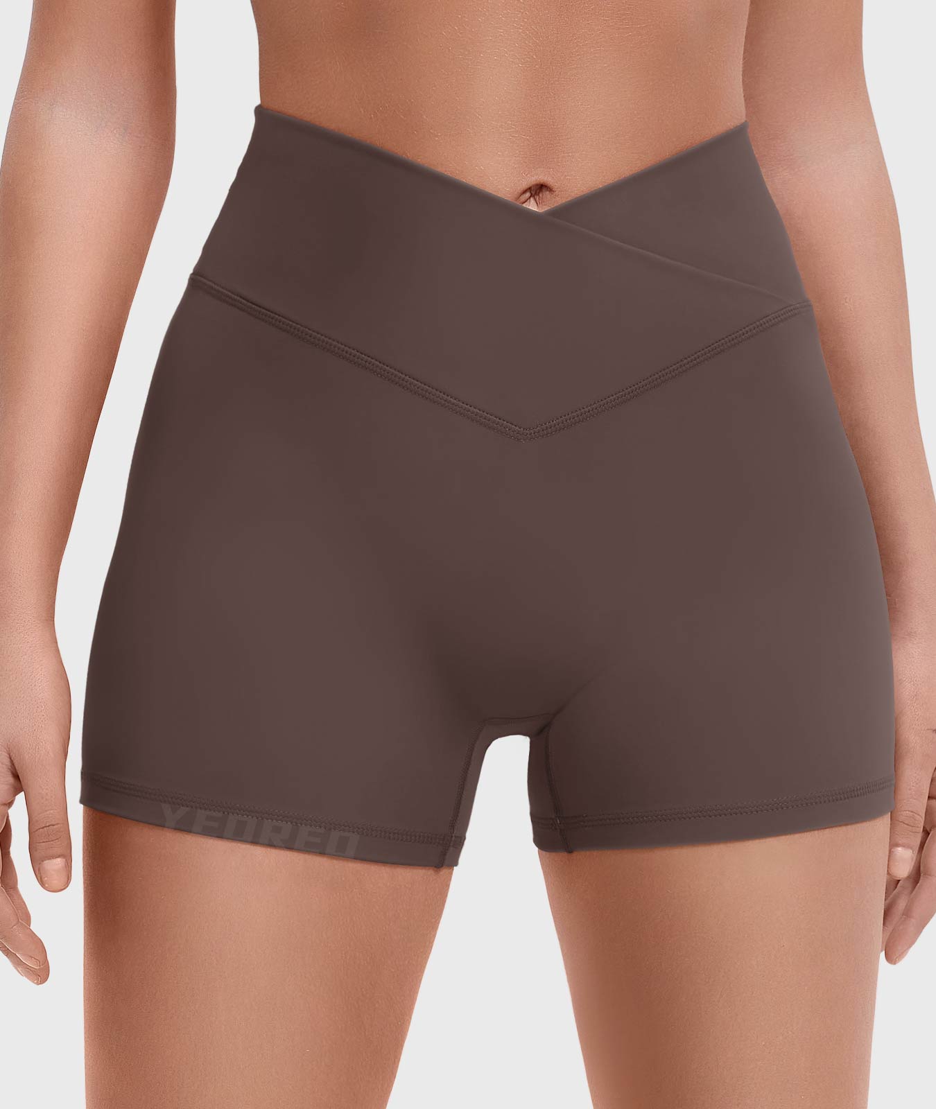 Lyne London™ | V-waistband Shorts