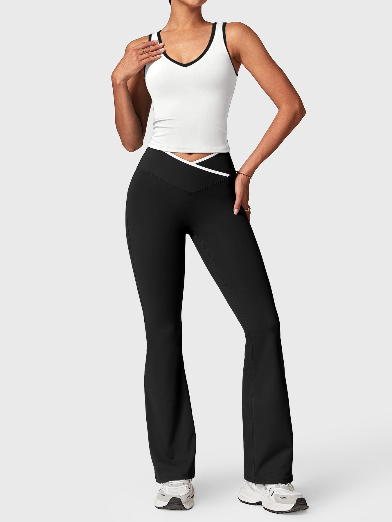 Lyne London™ | Contrast Trim Sports Set