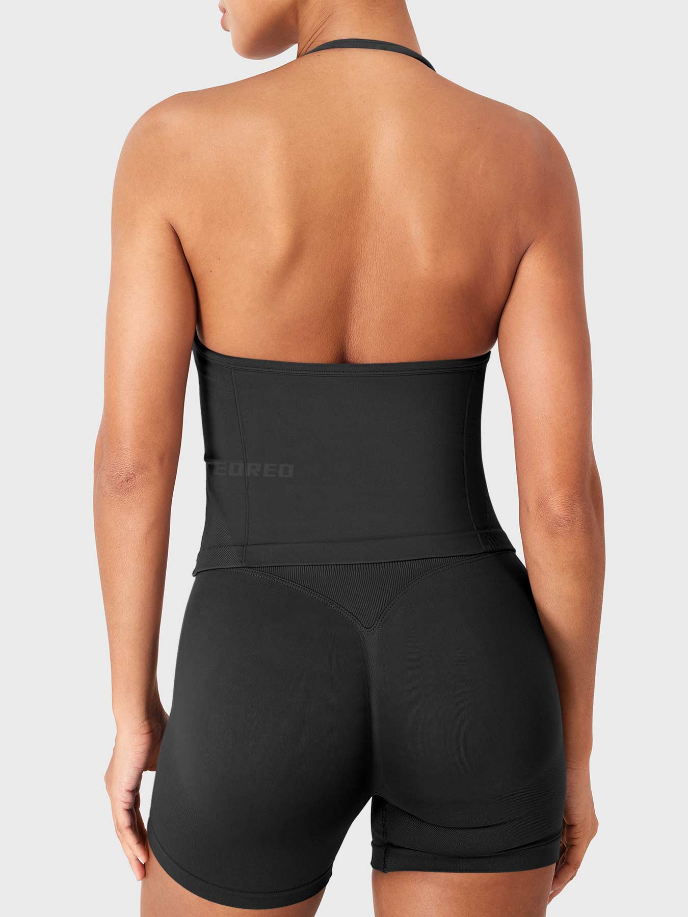 Lyne London™ | Halter Sport Set