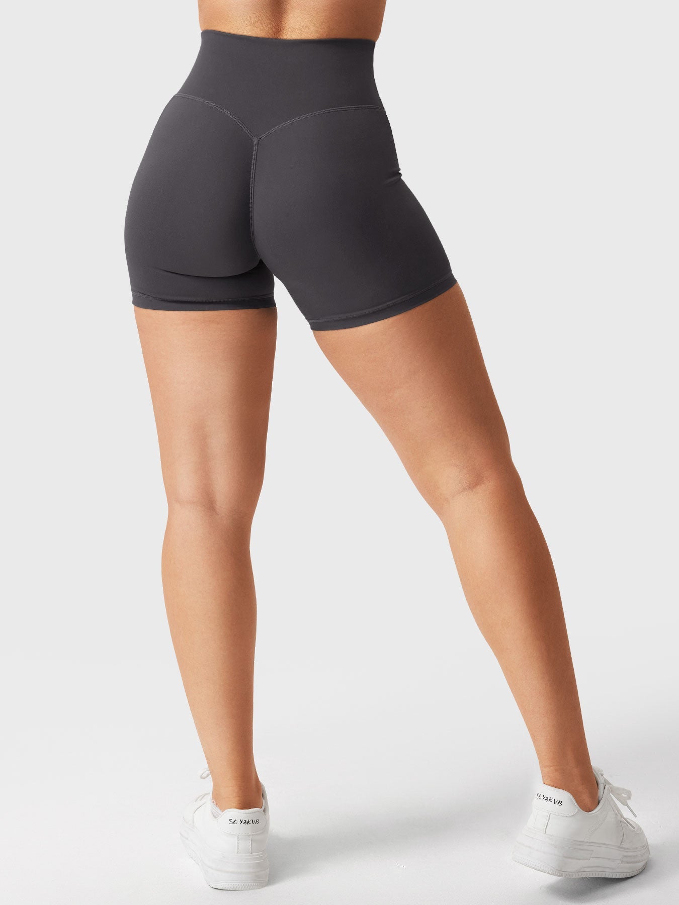 Lyne London™ | 4.5" Scrunch Shorts