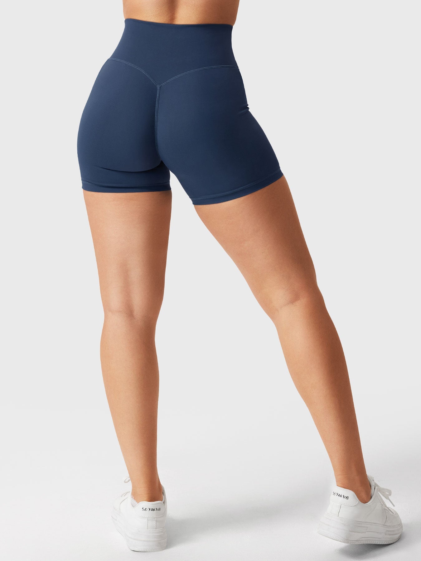 Lyne London™ | 4.5" Scrunch Shorts