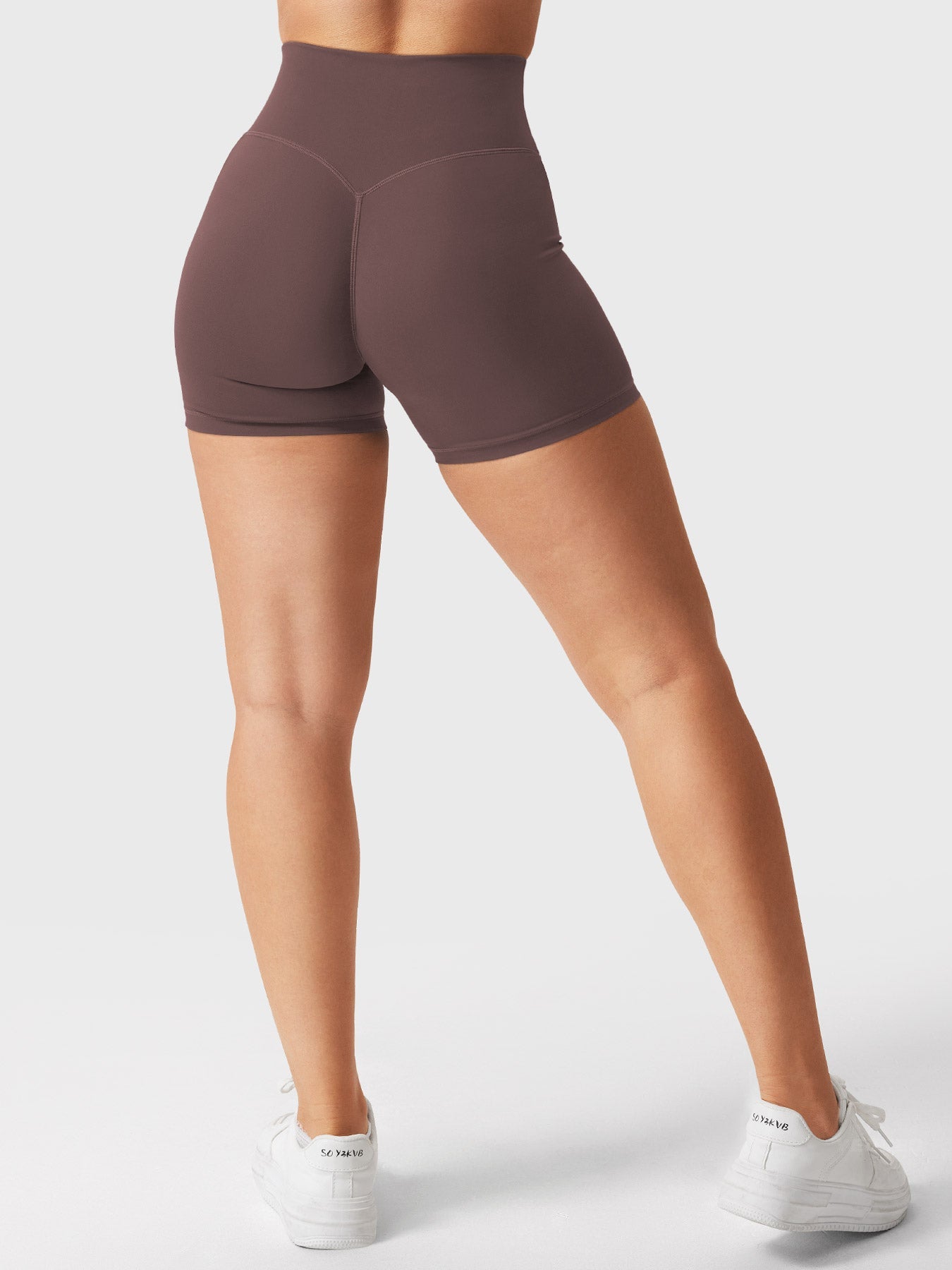 Lyne London™ | 4.5" Scrunch Shorts