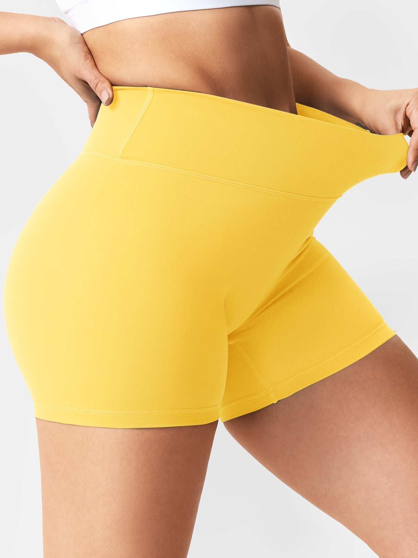 Lyne London™ | 4.5" Scrunch Shorts