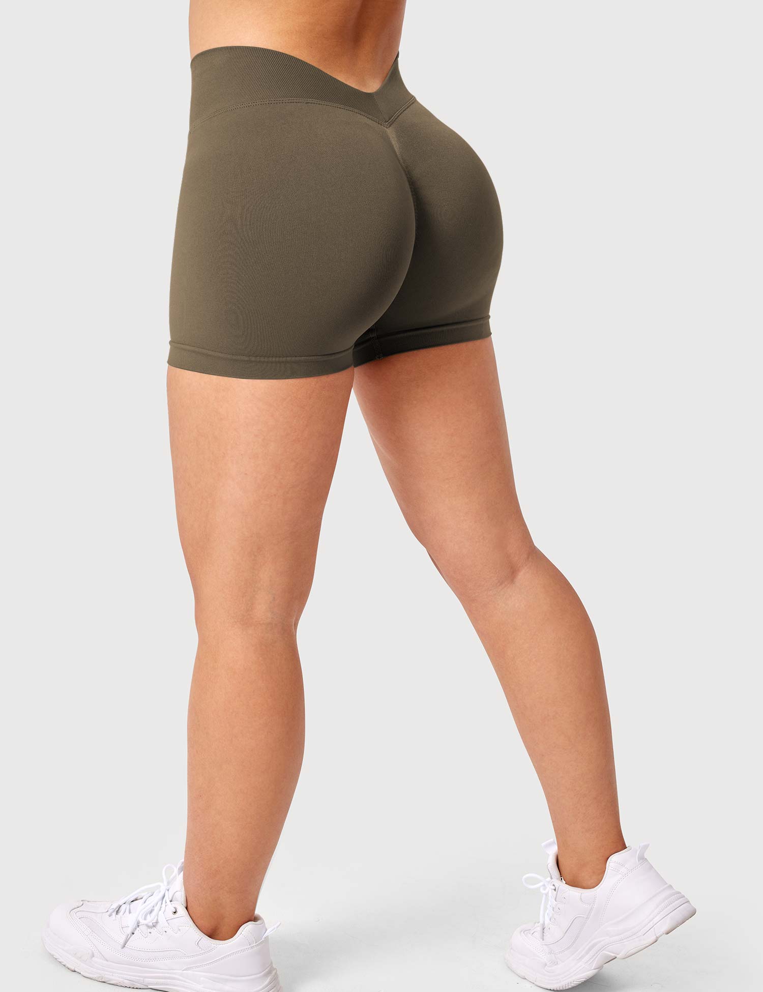 Lyne London™ | V Cross Liz Seamless Shorts 3.6"