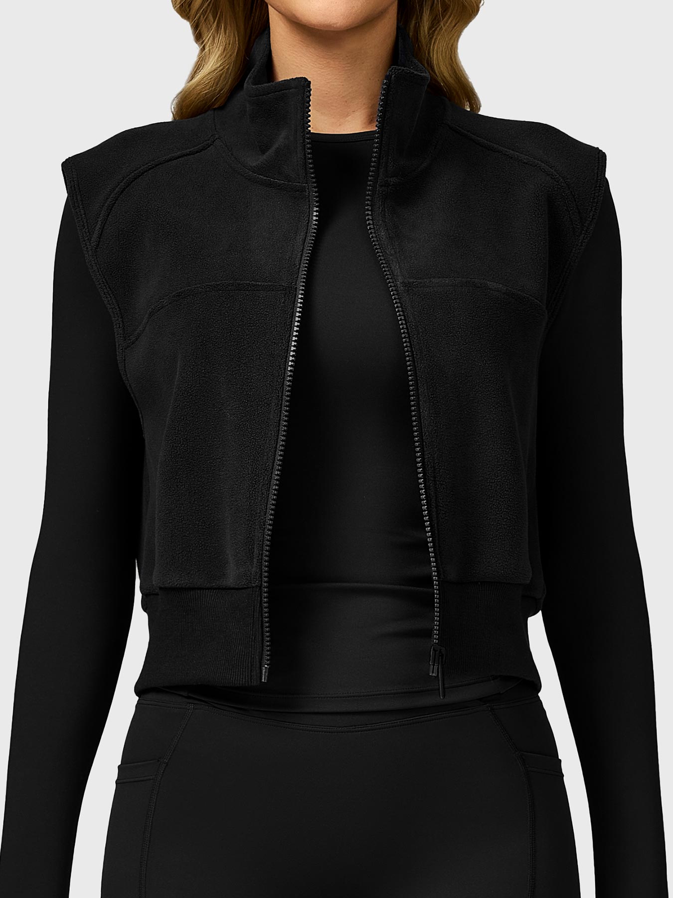 Lyne London™ | Cropped Fleece Vest