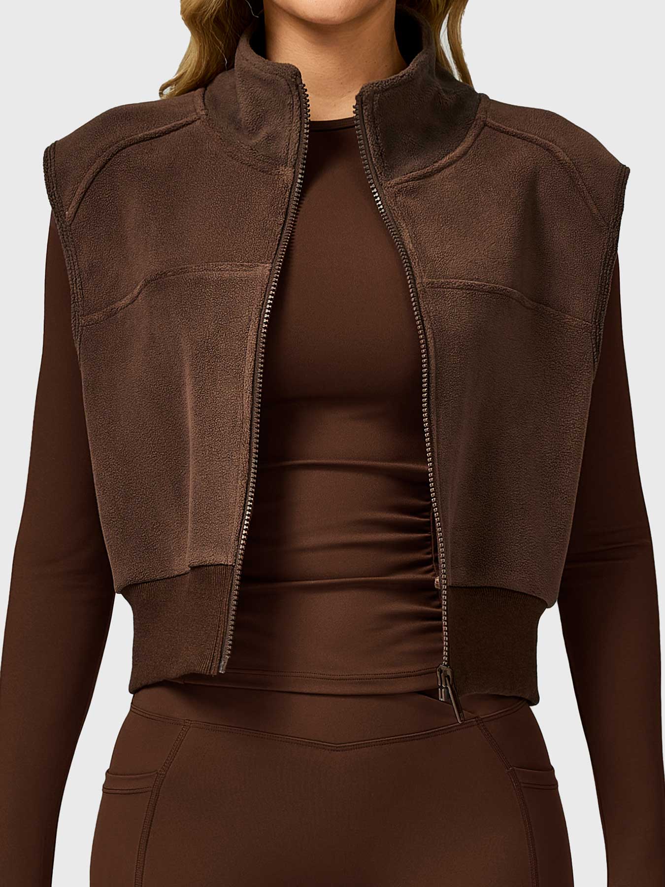 Lyne London™ | Cropped Fleece Vest