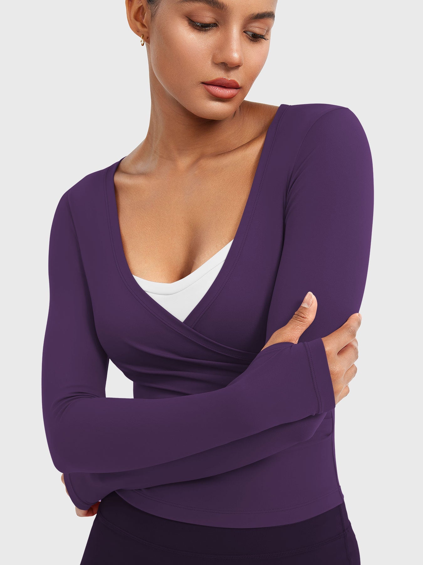 Lyne London™ | V Neck Long Sleeve Top