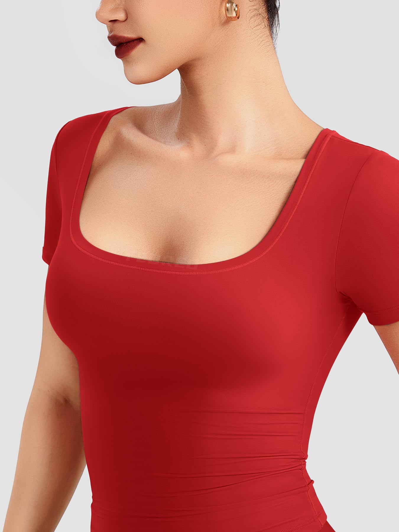 Lyne London™ | Scoop Neck T Shirts