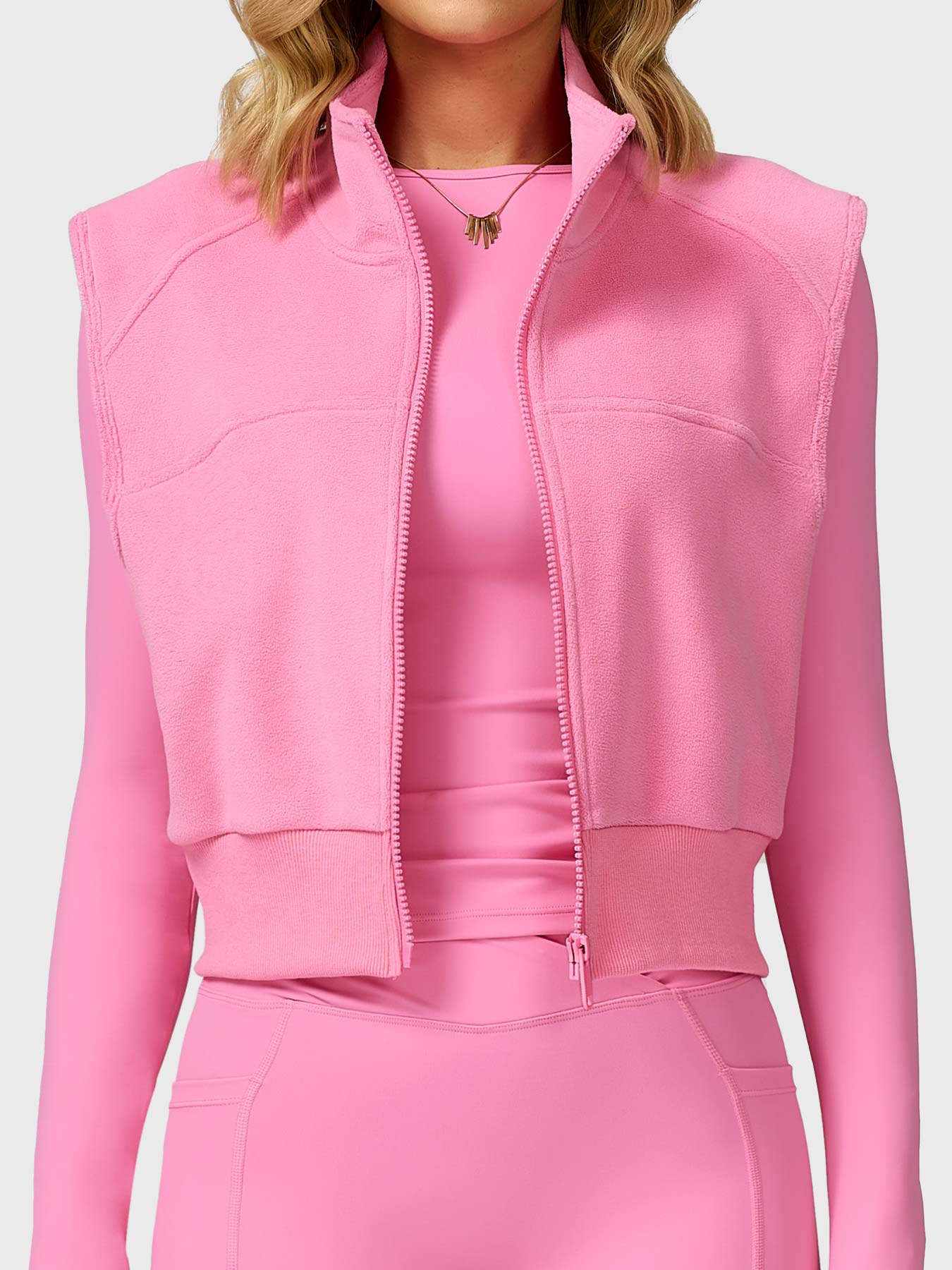 Lyne London™ | Cropped Fleece Vest