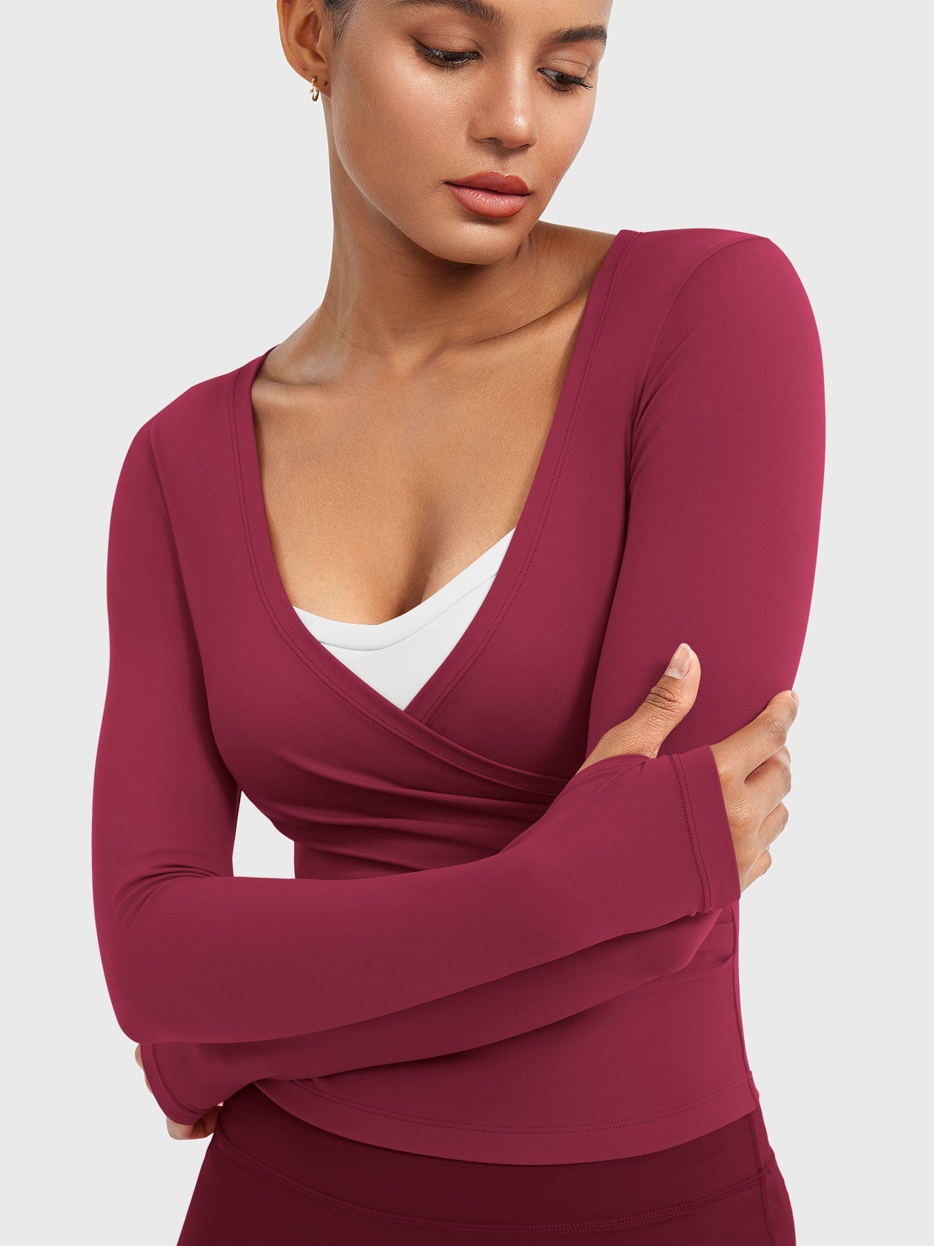 Lyne London™ | V Neck Long Sleeve Top