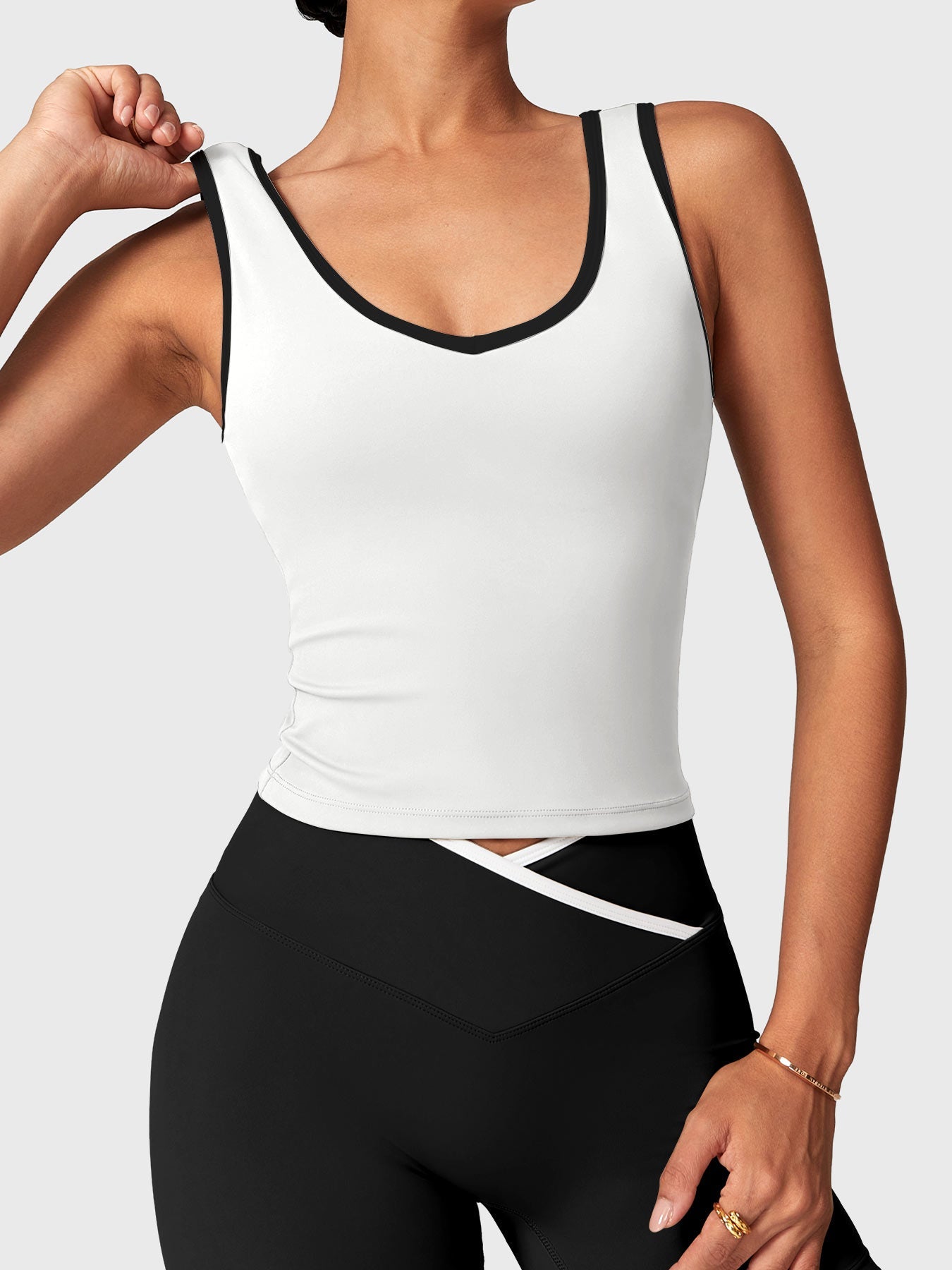 Lyne London™ | Contrast Trim Tank