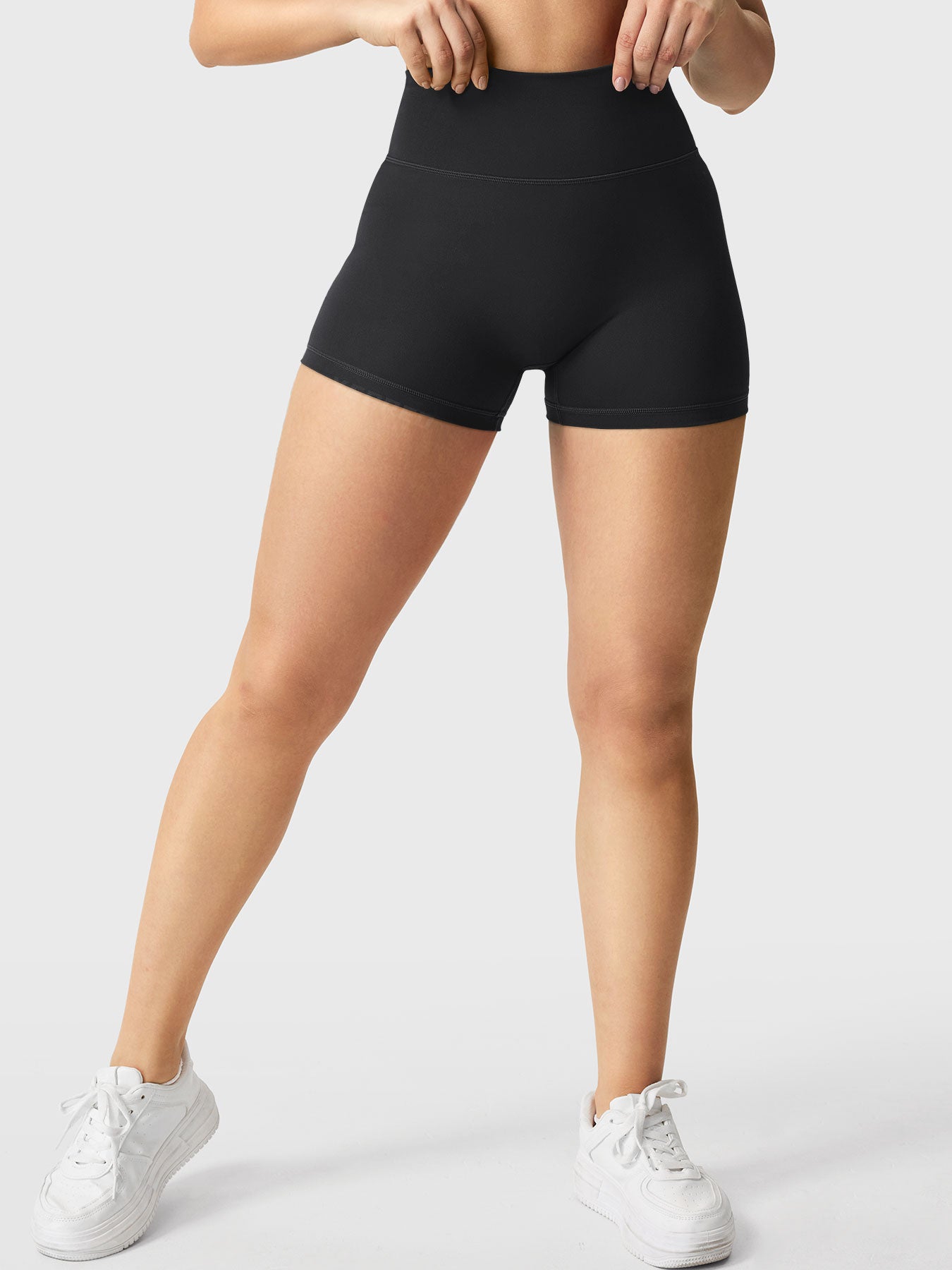 Lyne London™ | 2.5" Running Shorts