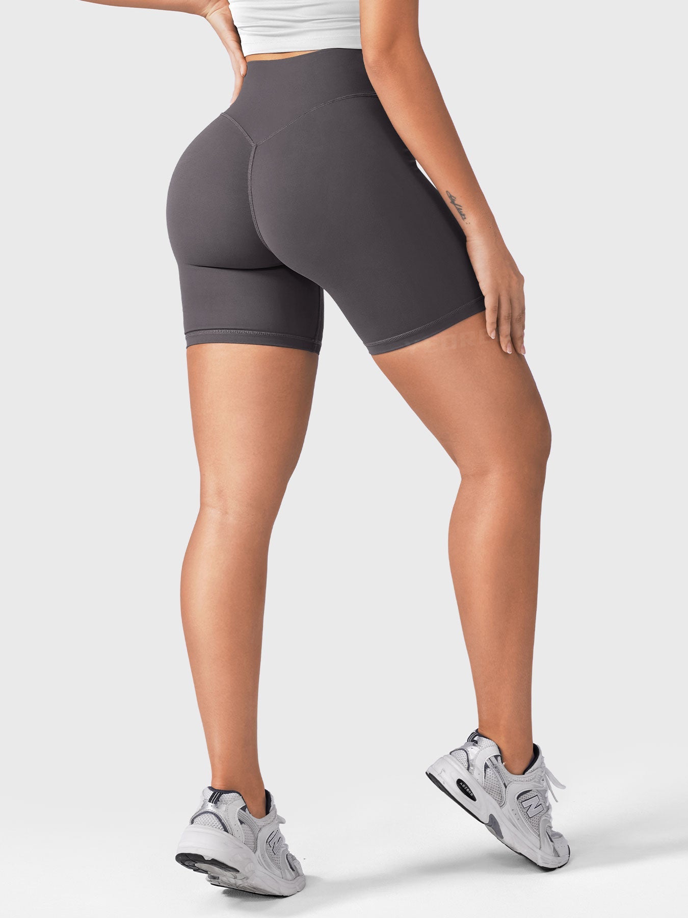 Lyne London™ | Scrunch Shorts