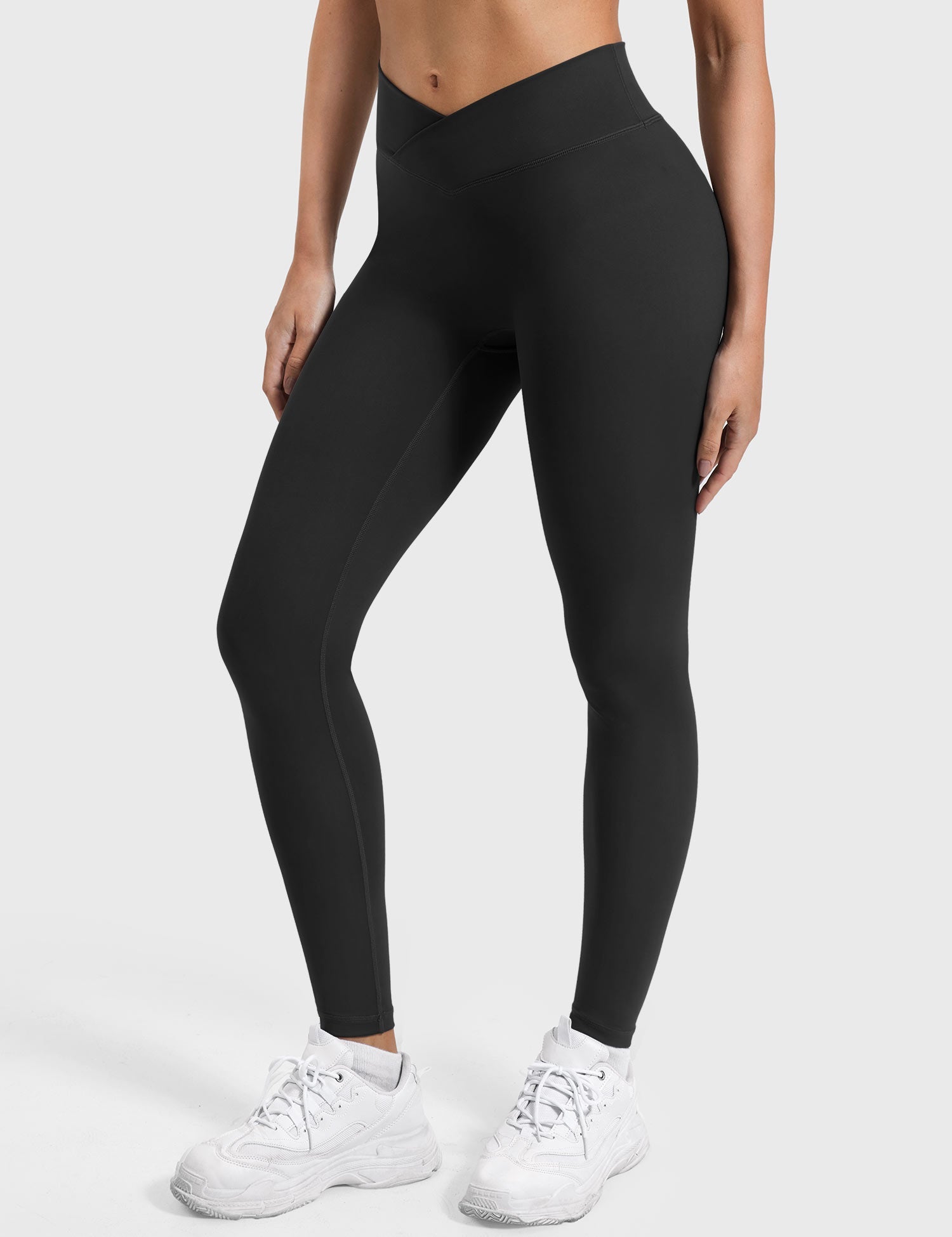 Lyne London™ | V-waistband Leggings