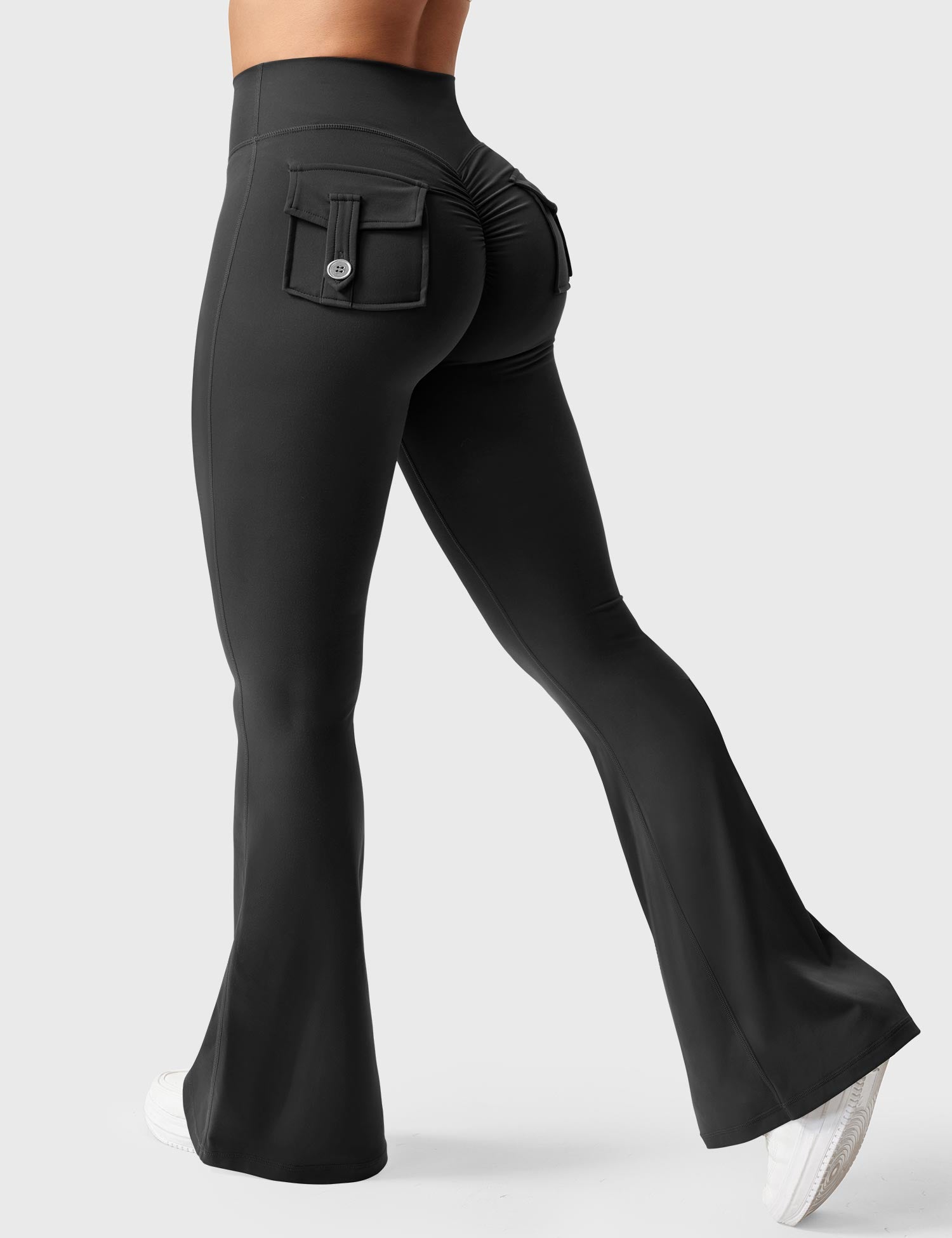 Lyne London™ | Flared Leggings with Pockets