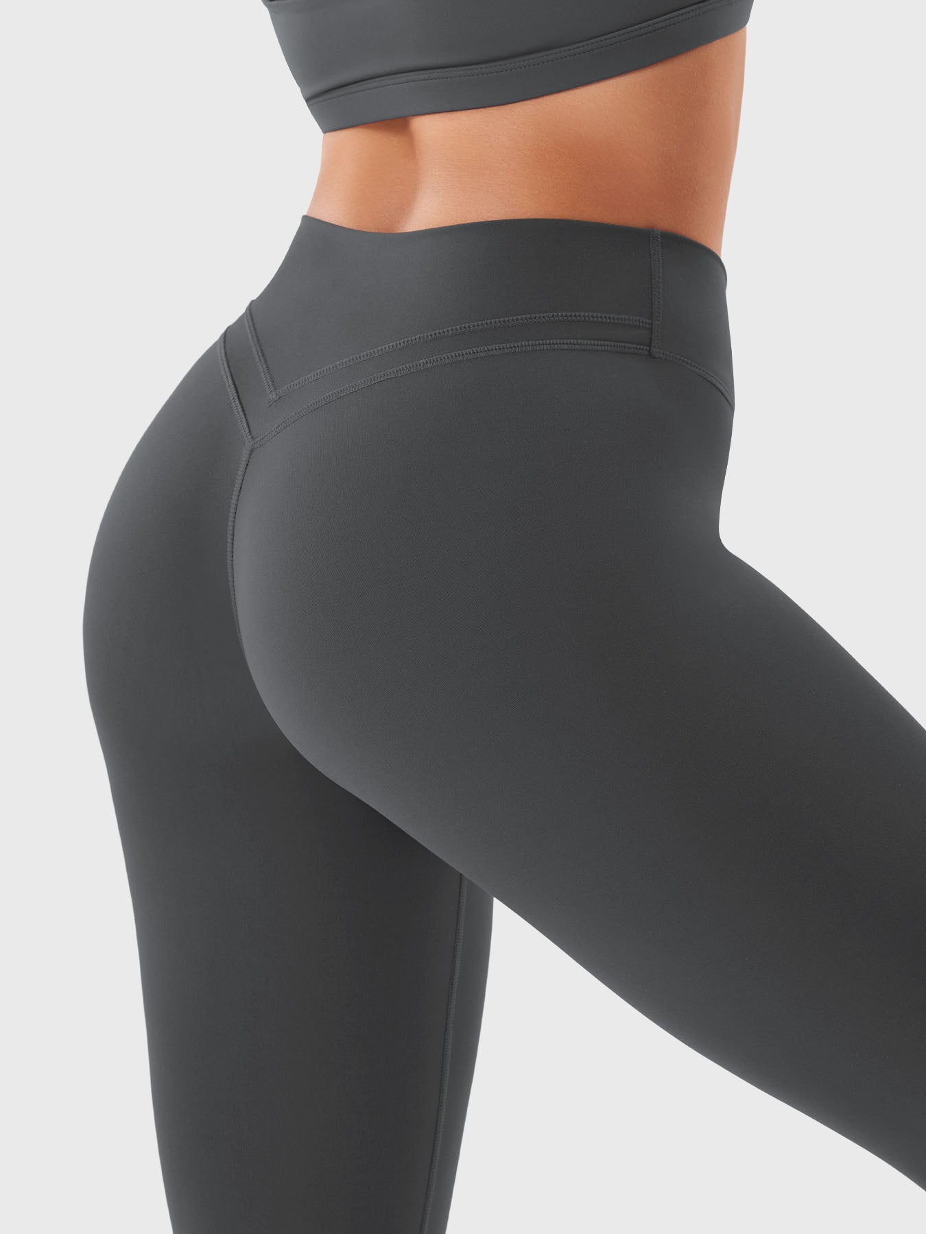 Lyne London™ | V-waistband Leggings