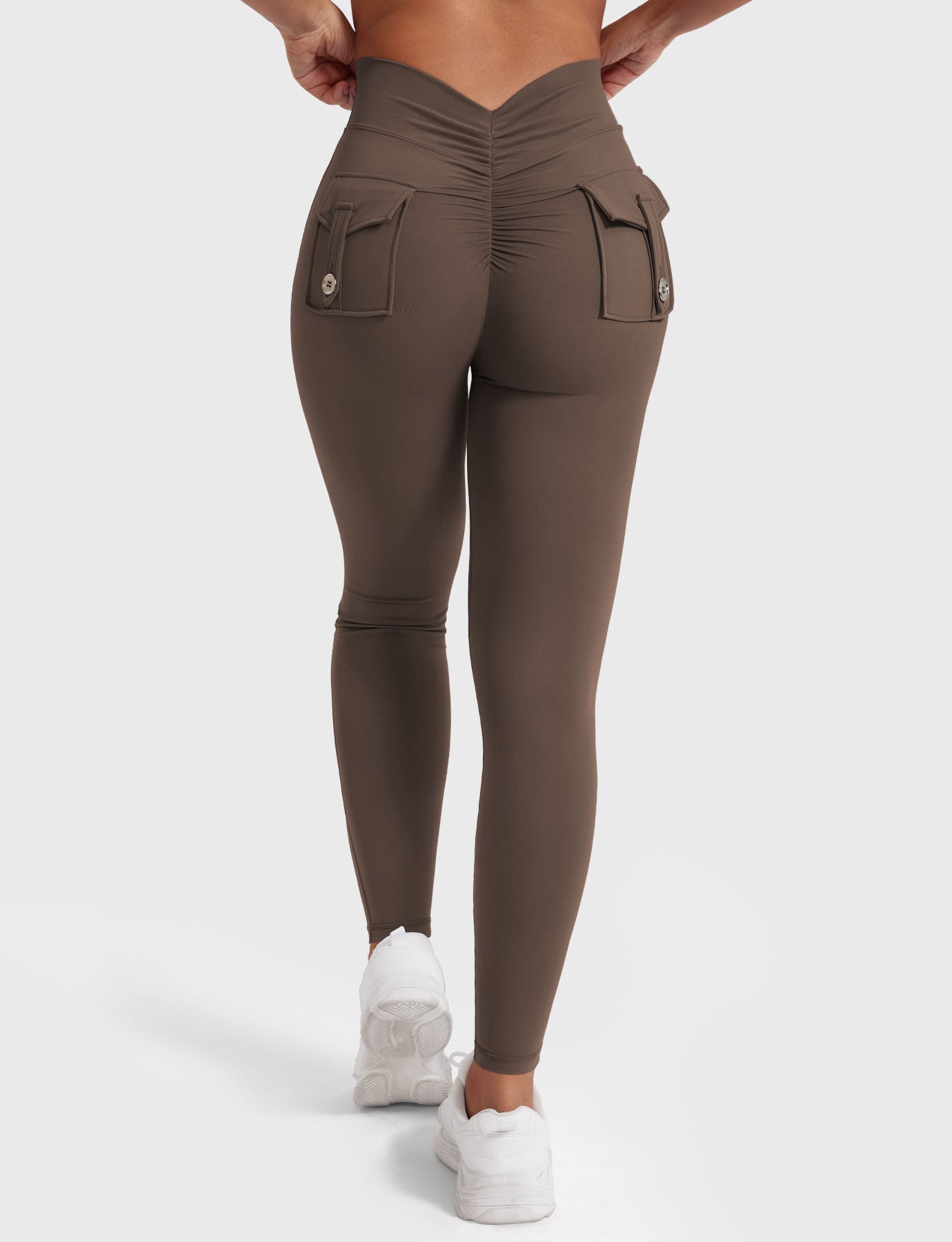 Lyne London™ | V-Back Charm Leggings