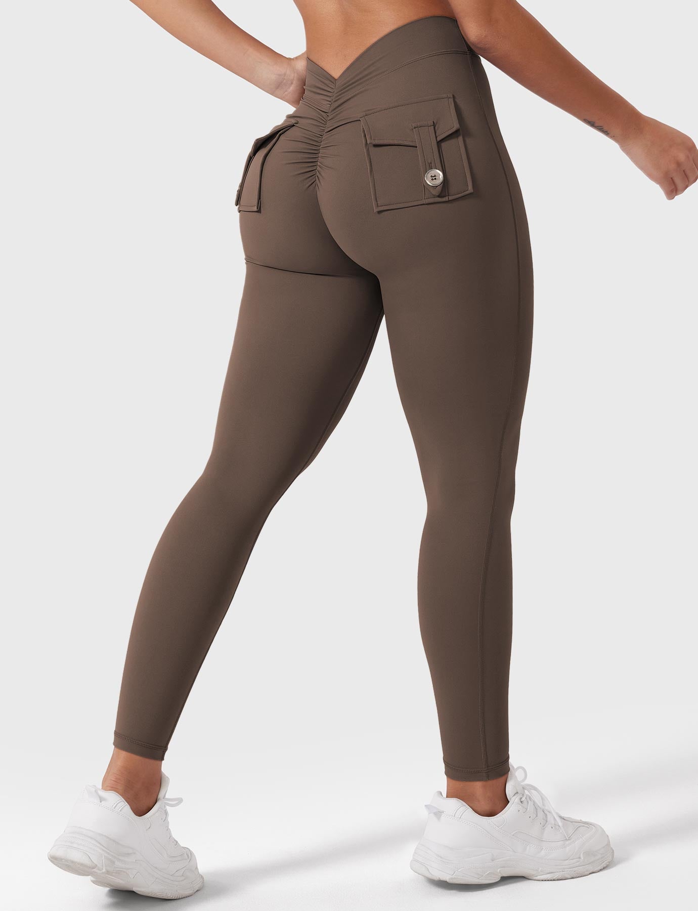 Lyne London™ | V-Back Charm Leggings