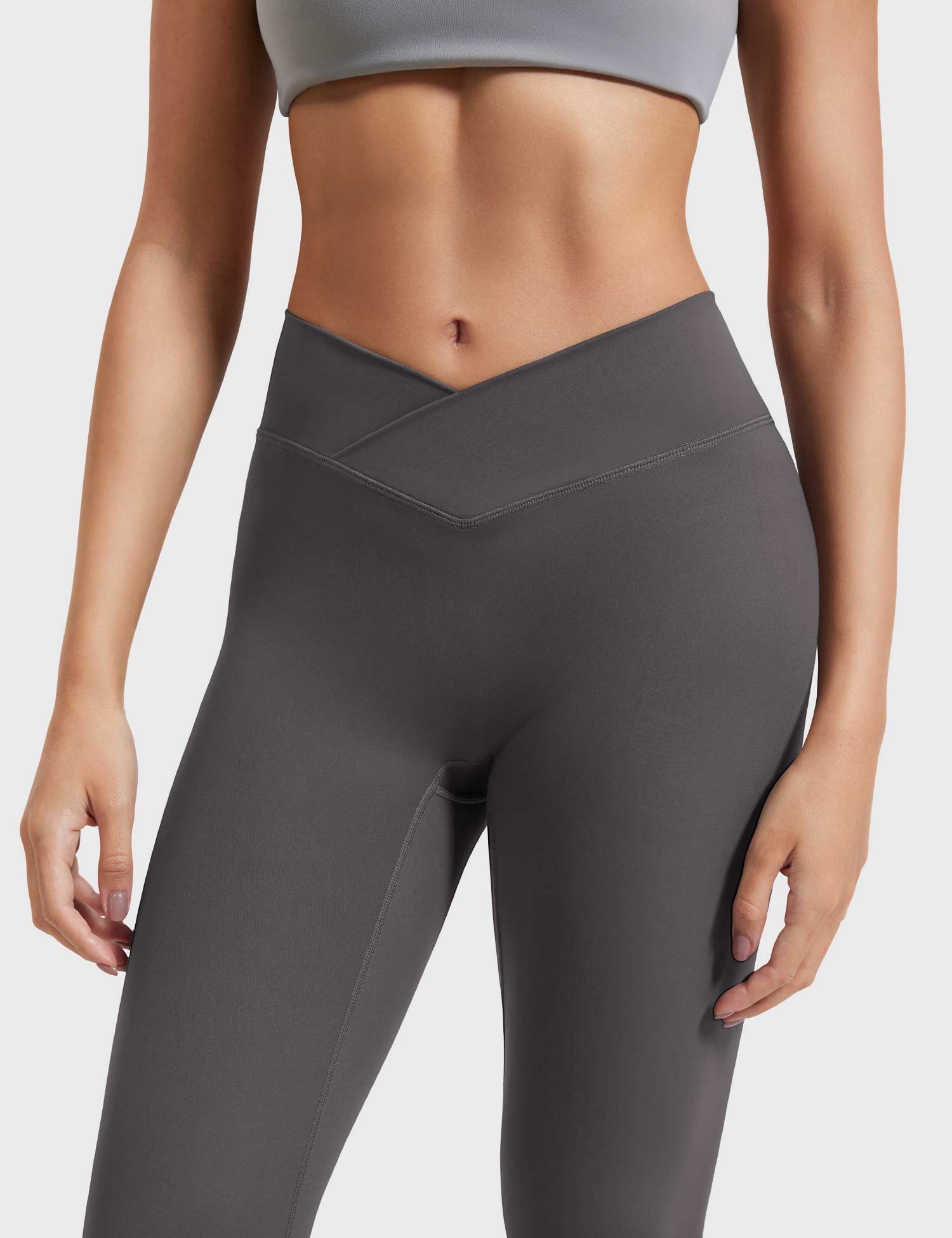 Lyne London™ | V-waistband Leggings