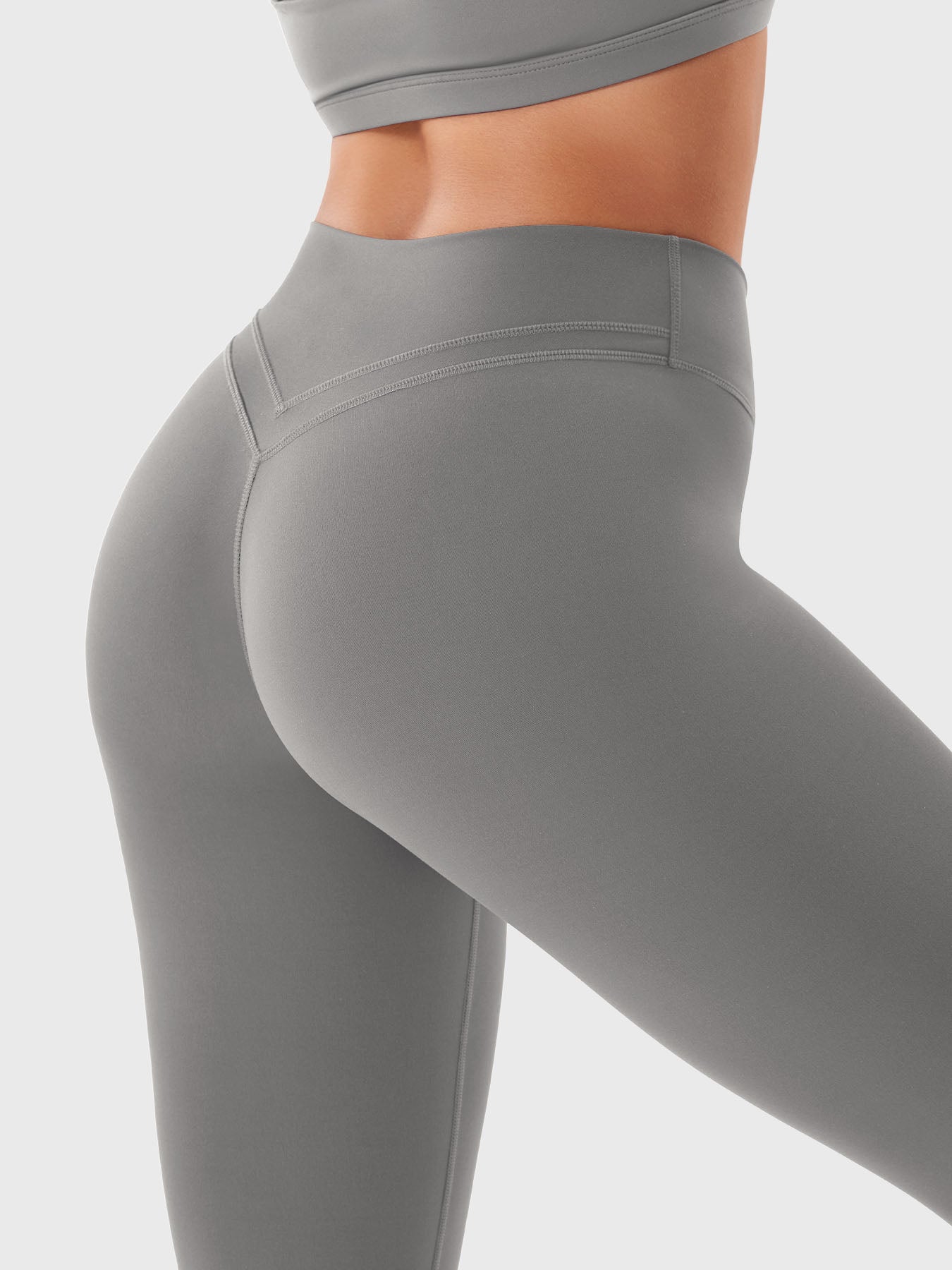 Lyne London™ | V-waistband Leggings