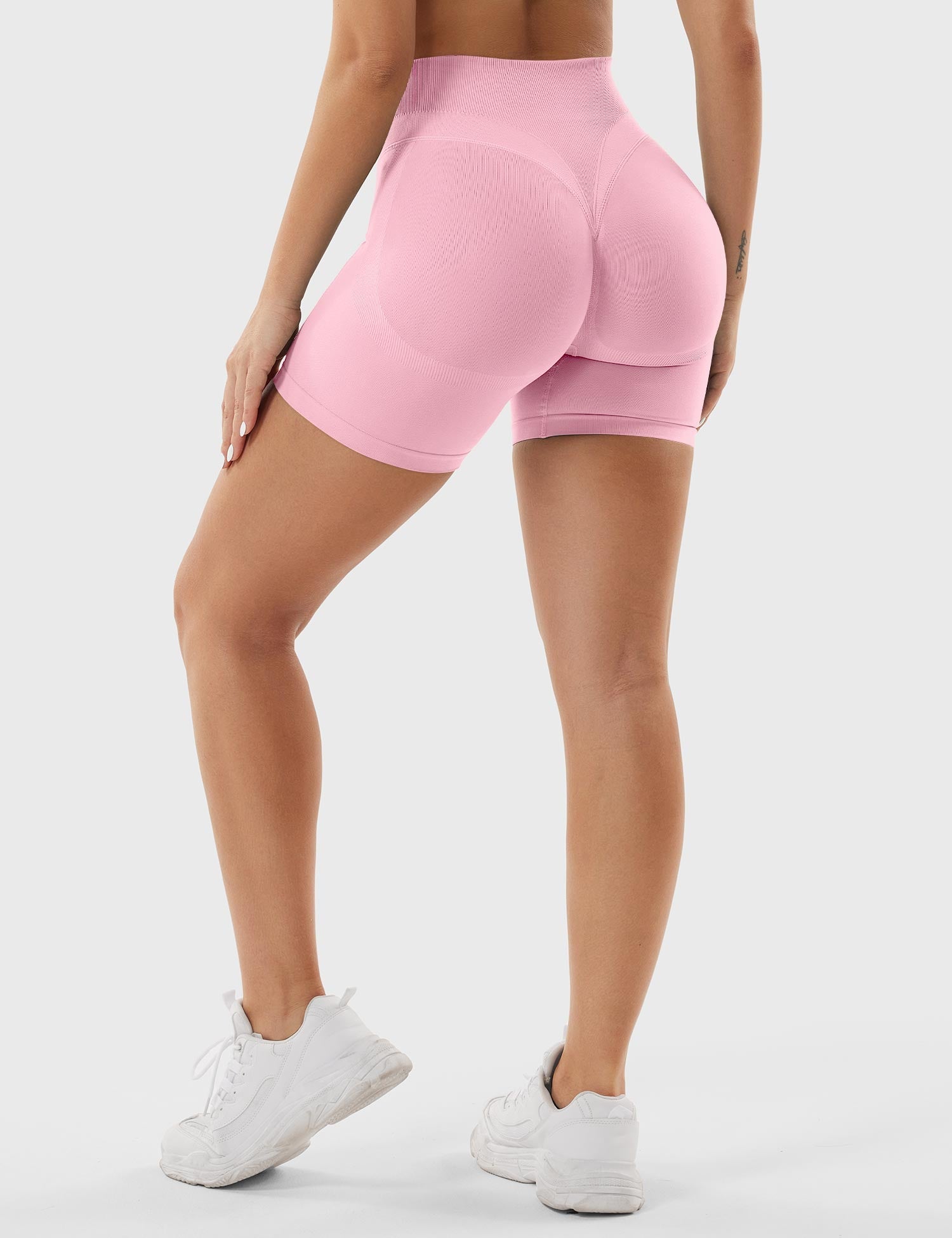 Lyne London™ | 4.5" Seamless Shorts