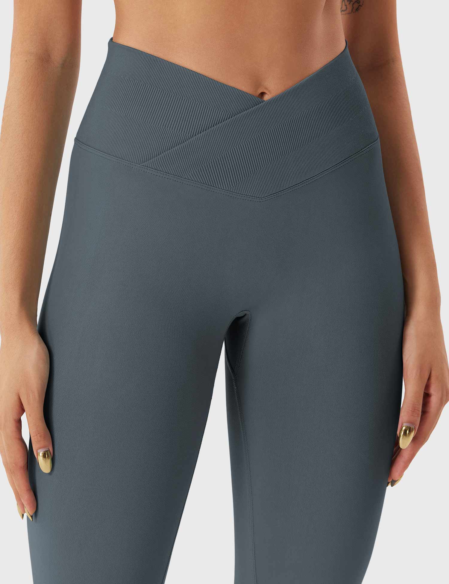 Lyne London™ | V-waistband Leggings