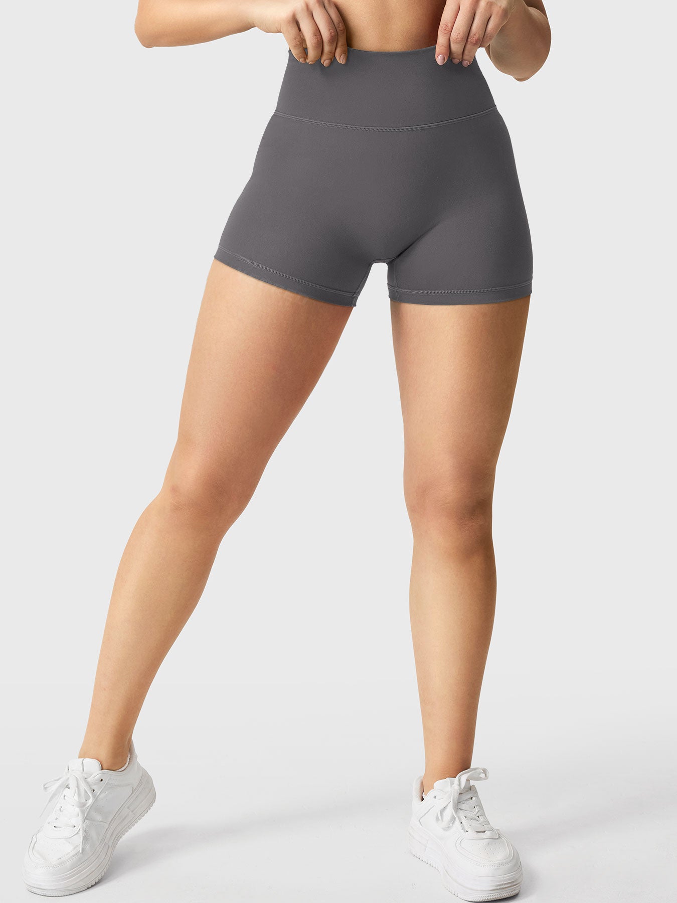 Lyne London™ | 2.5" Running Shorts