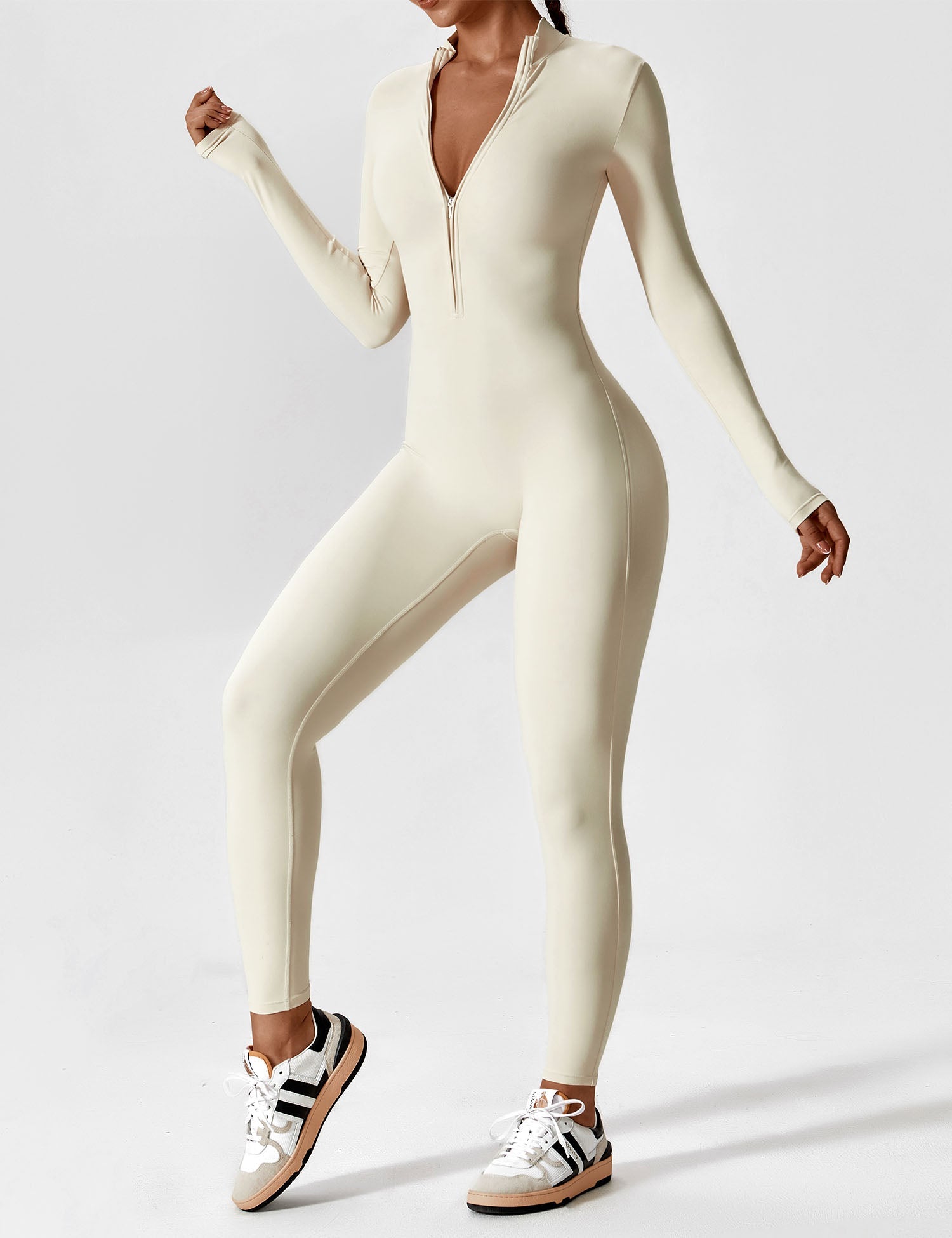 Lyne London™ | Long Sleeve Zipper Jumpsuit