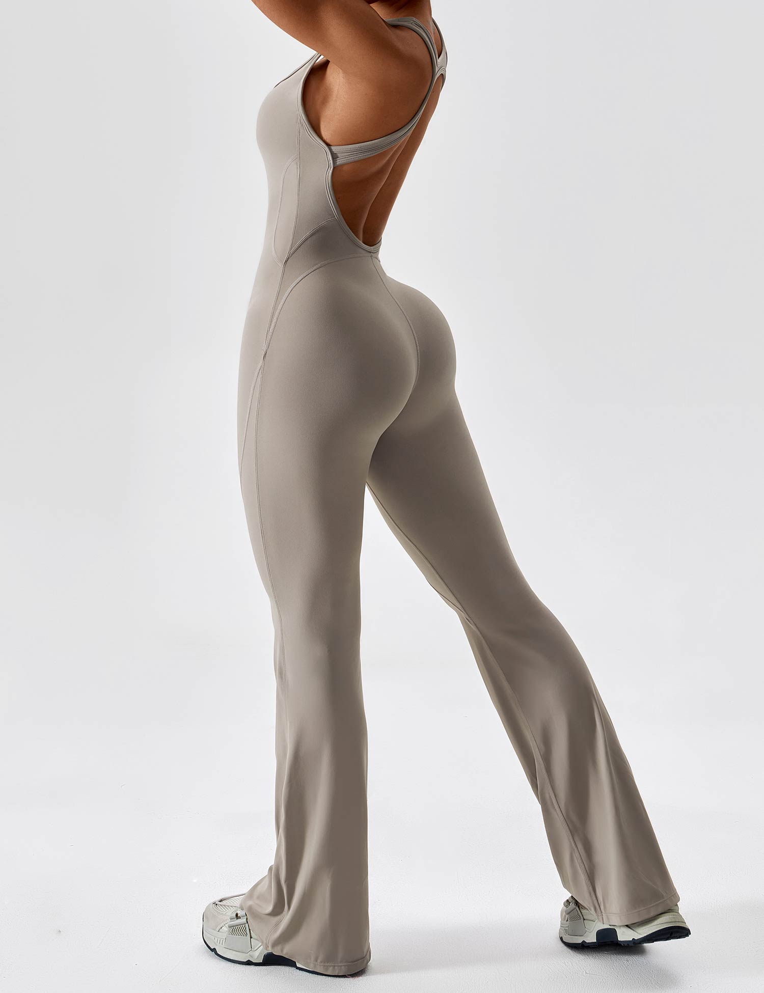 Lyne London™ | Open Back Flared Jumpsuit