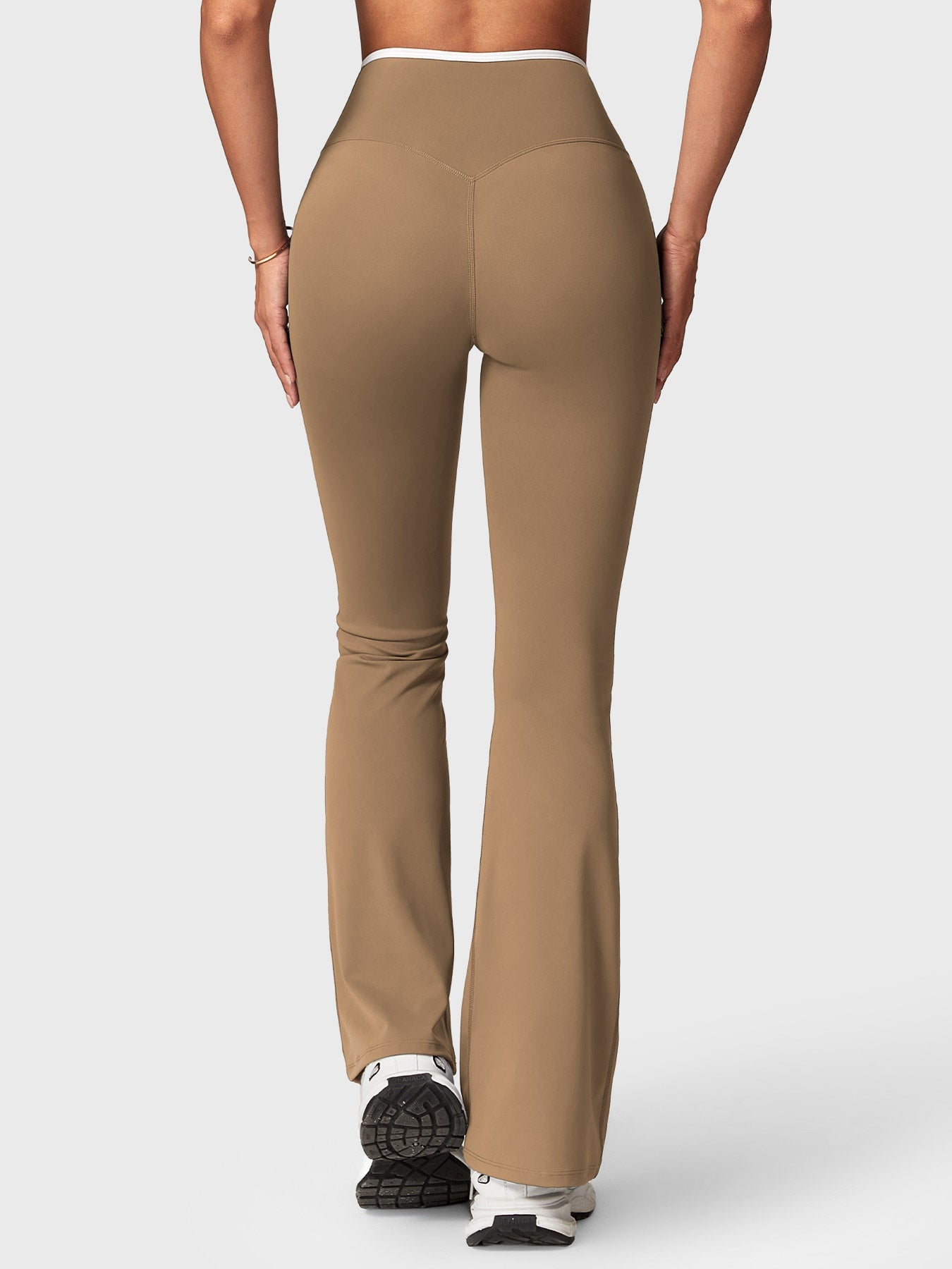 Lyne London™ | Contrast Trim Flare Leggings