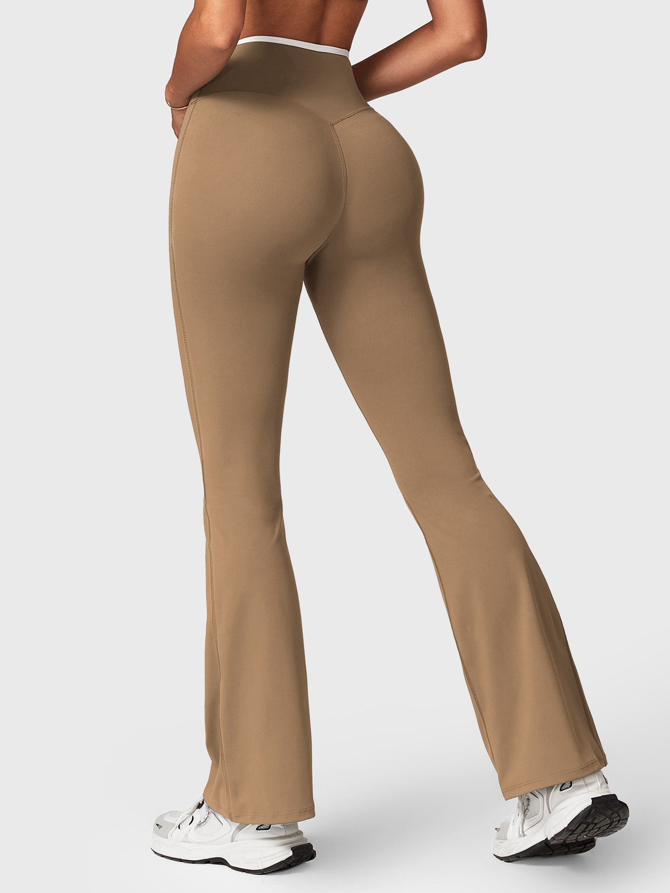 Lyne London™ | Contrast Trim Flare Leggings