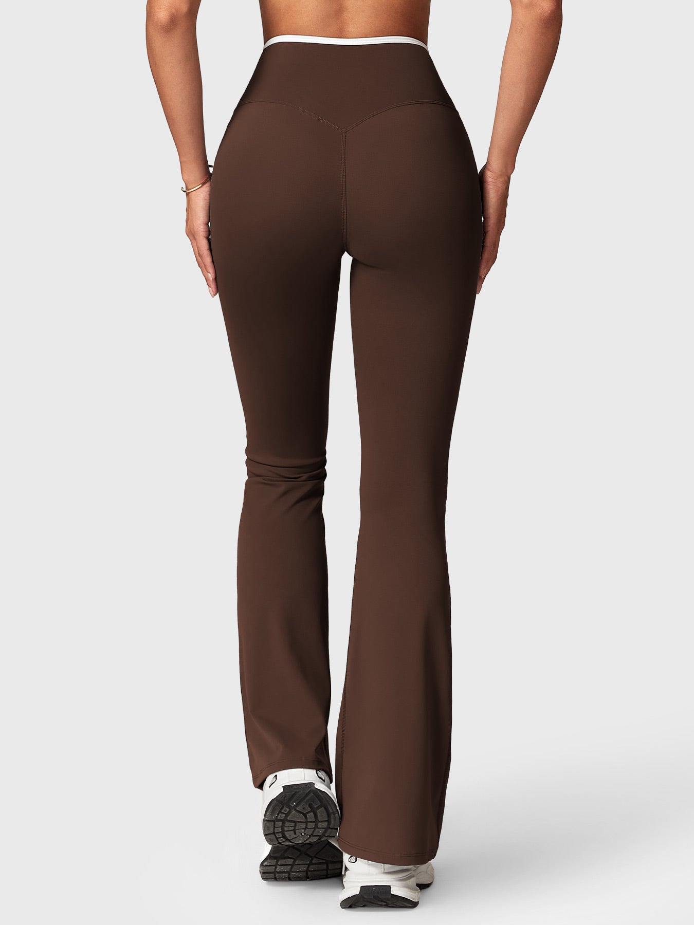 Lyne London™ | Contrast Trim Flare Leggings