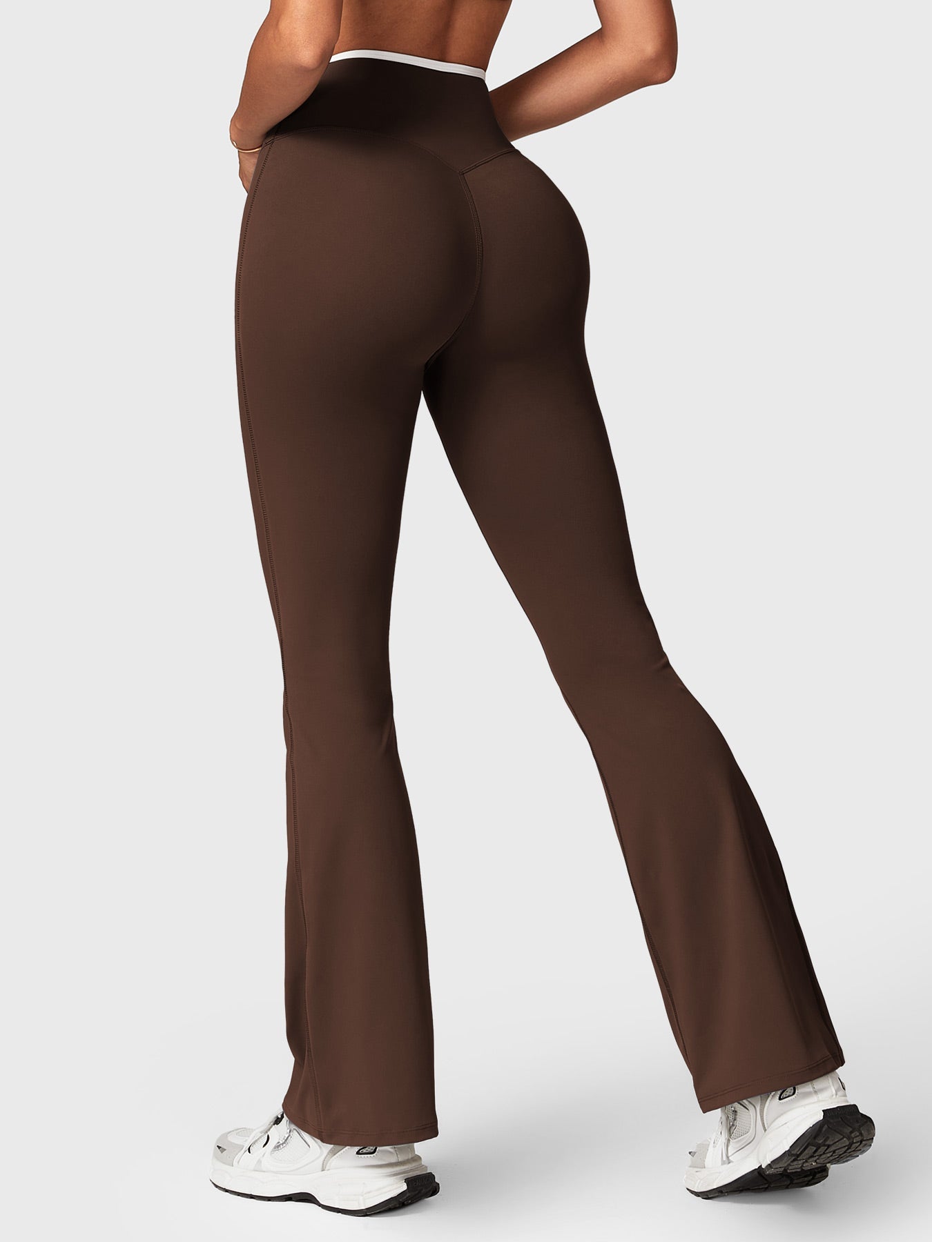 Lyne London™ | Contrast Trim Flare Leggings