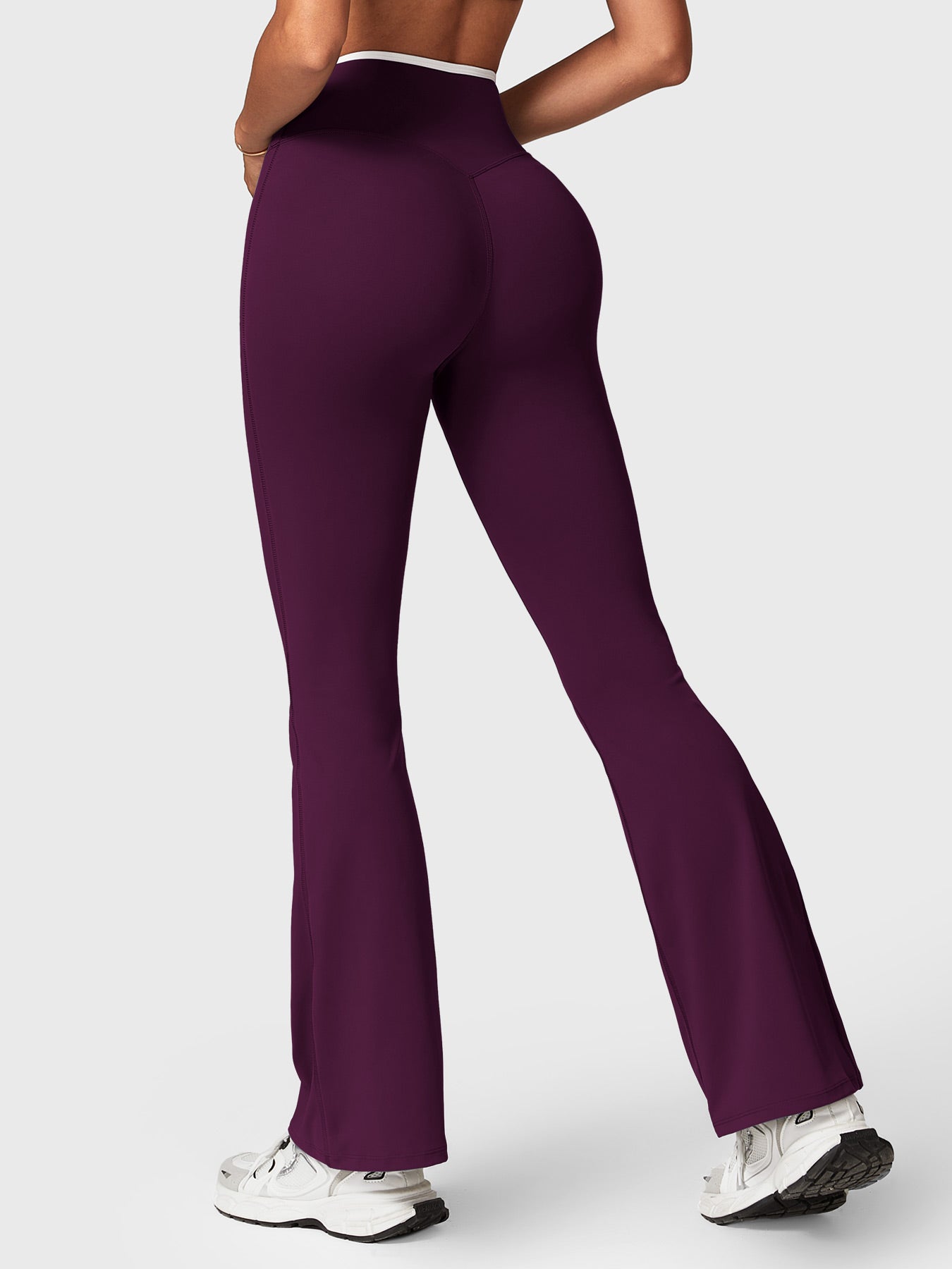 Lyne London™ | Contrast Trim Flare Leggings