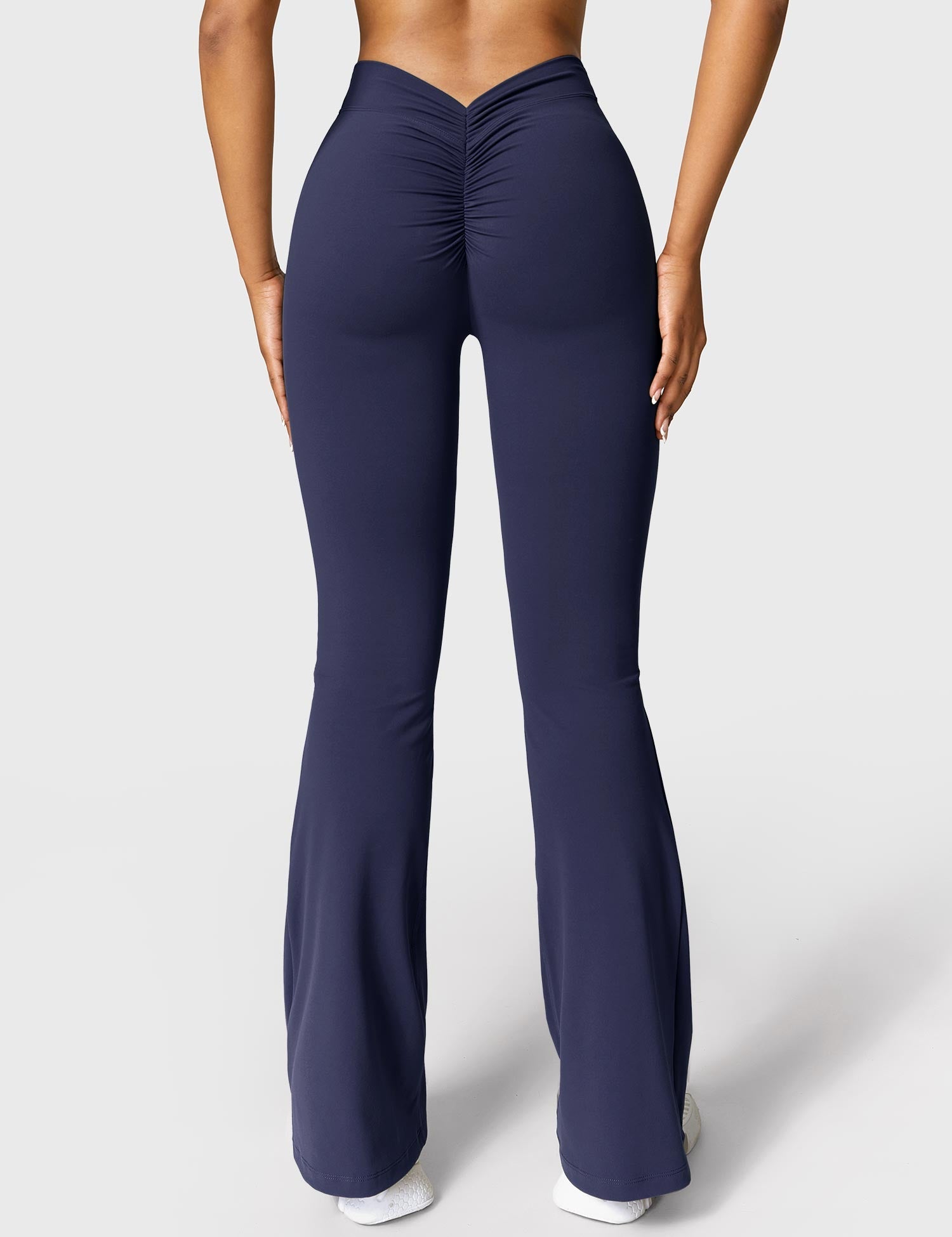 Lyne London™ | V-back Flare Leggings