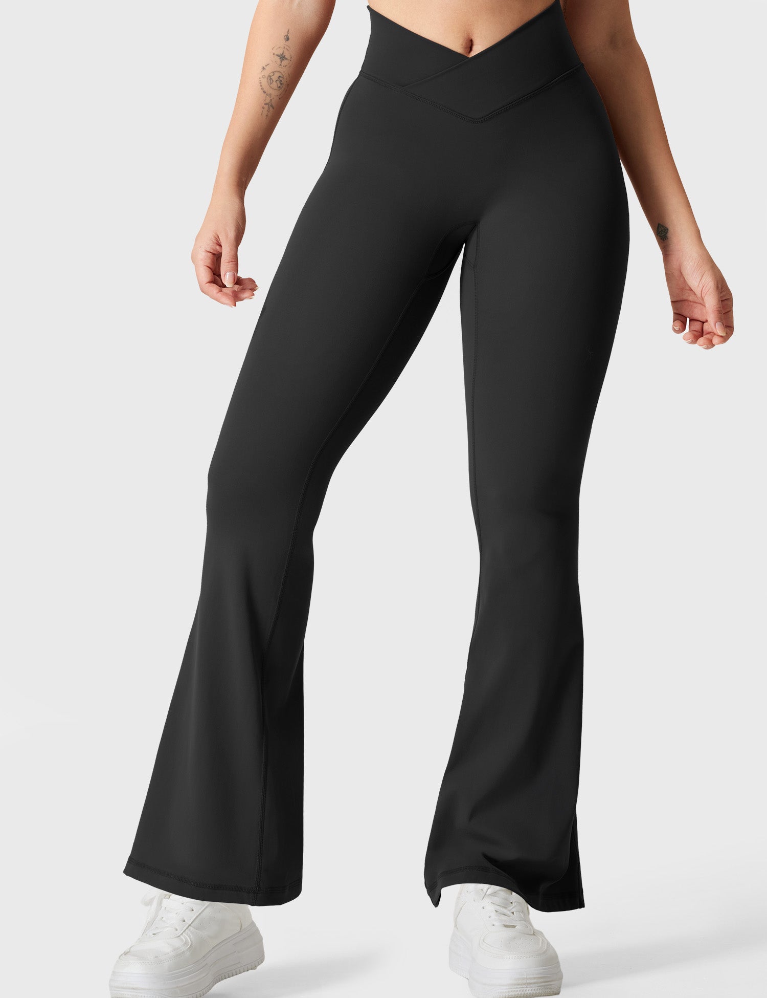Lyne London™ | V-waistband 30" Flare Leggings