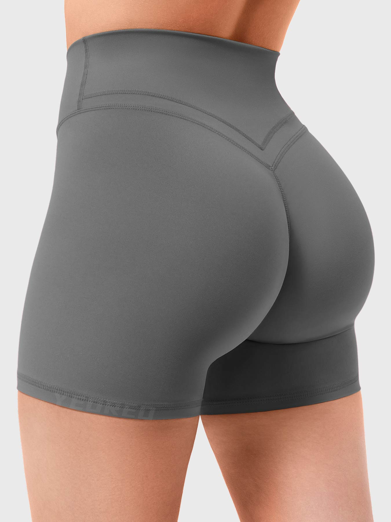 Lyne London™ | V-waistband Shorts