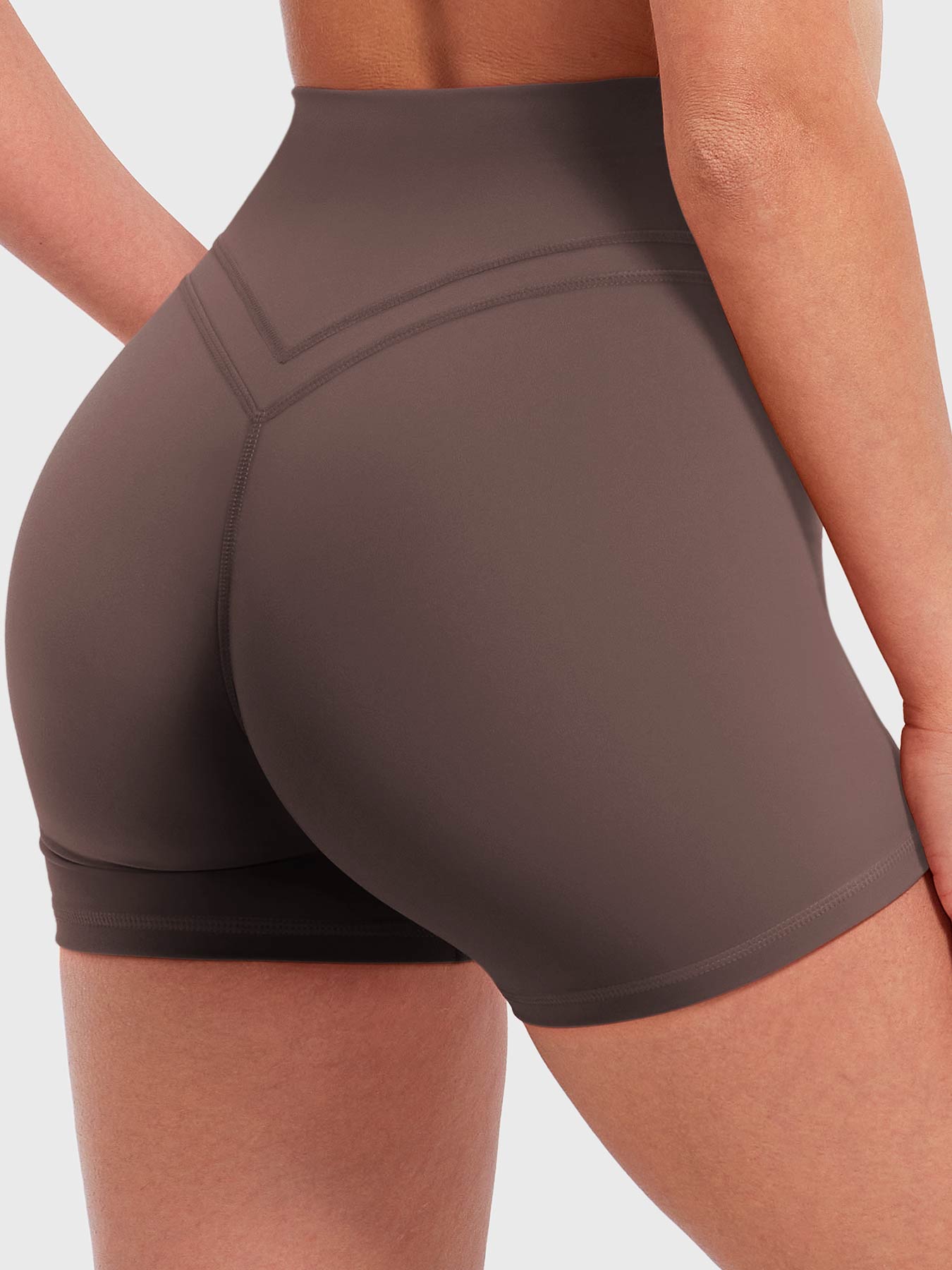 Lyne London™ | V-waistband Shorts