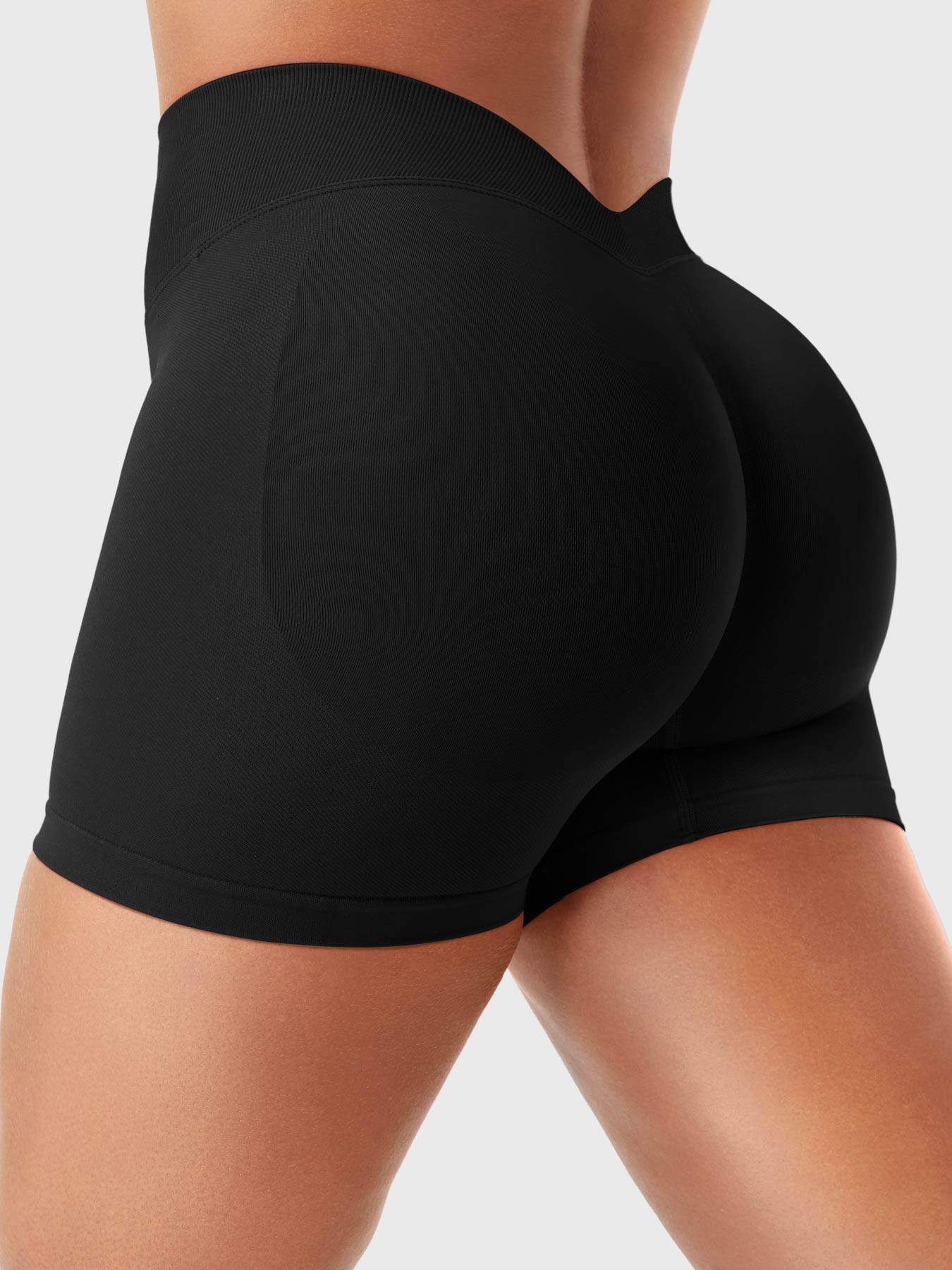 Lyne London™ | SoftHue V-back Shorts